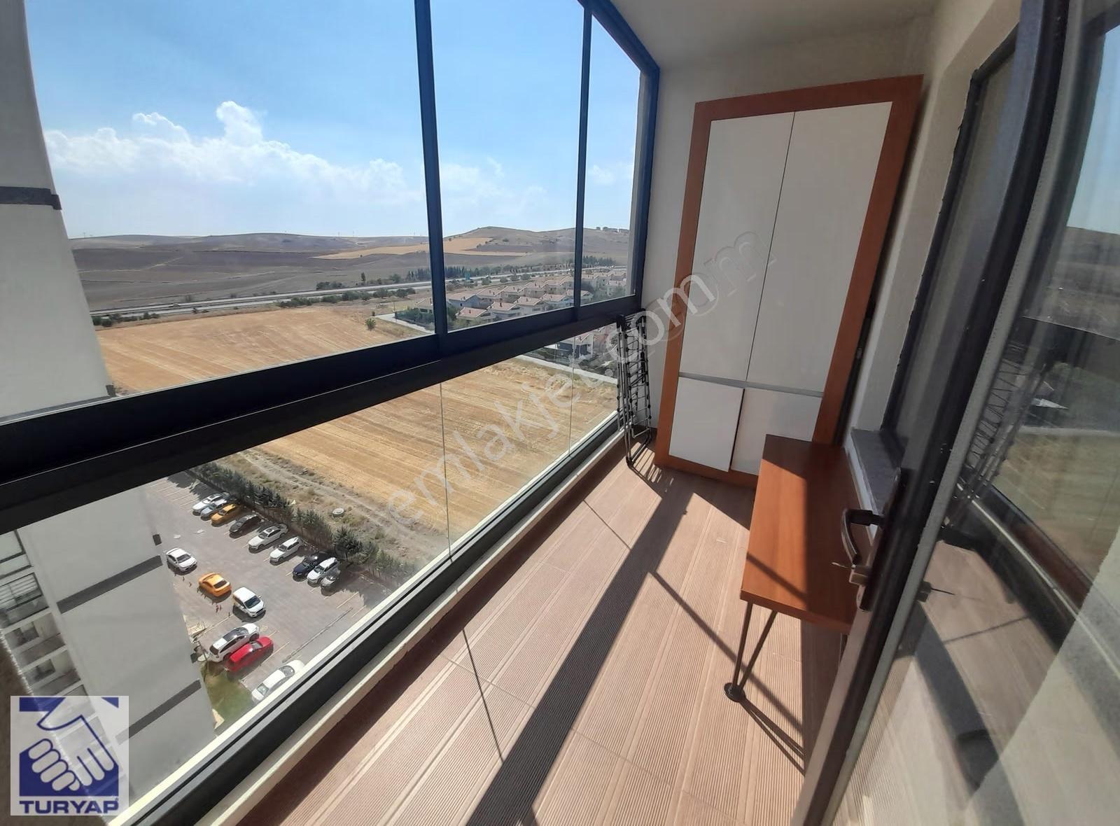 Relax Plus'ta Eşyalı Kiralık Büyük Tip Balkonlu 1+1 Daire - Görsel 24