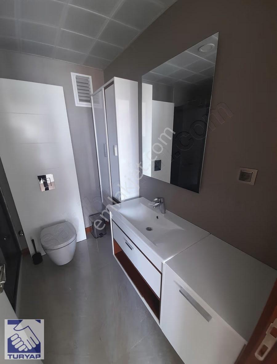 Relax Plus'ta Eşyalı Kiralık Büyük Tip Balkonlu 1+1 Daire - Görsel 18