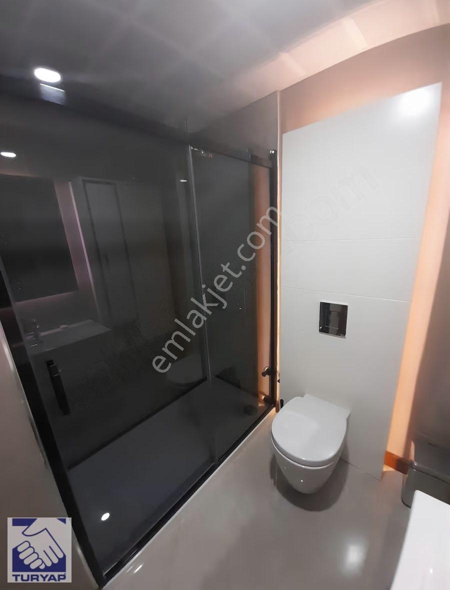 Relax Plus'ta Eşyalı Kiralık Büyük Tip Balkonlu 1+1 Daire - Görsel 19