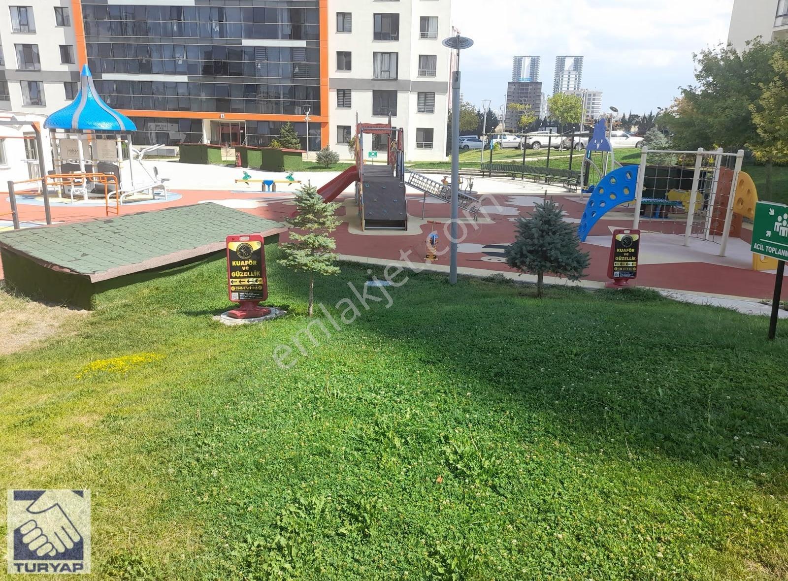 Relax Plus'ta Eşyalı Kiralık Büyük Tip Balkonlu 1+1 Daire - Görsel 35