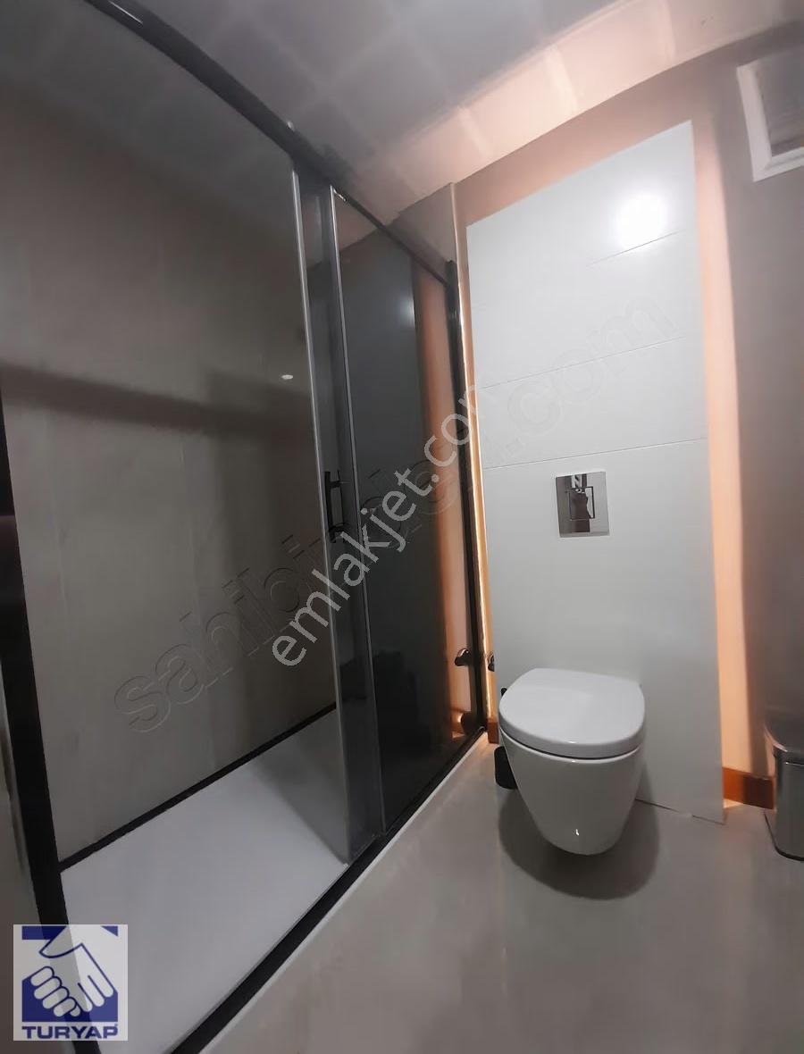 Relax Plus'ta Eşyalı Kiralık Büyük Tip Balkonlu 1+1 Daire - Görsel 27