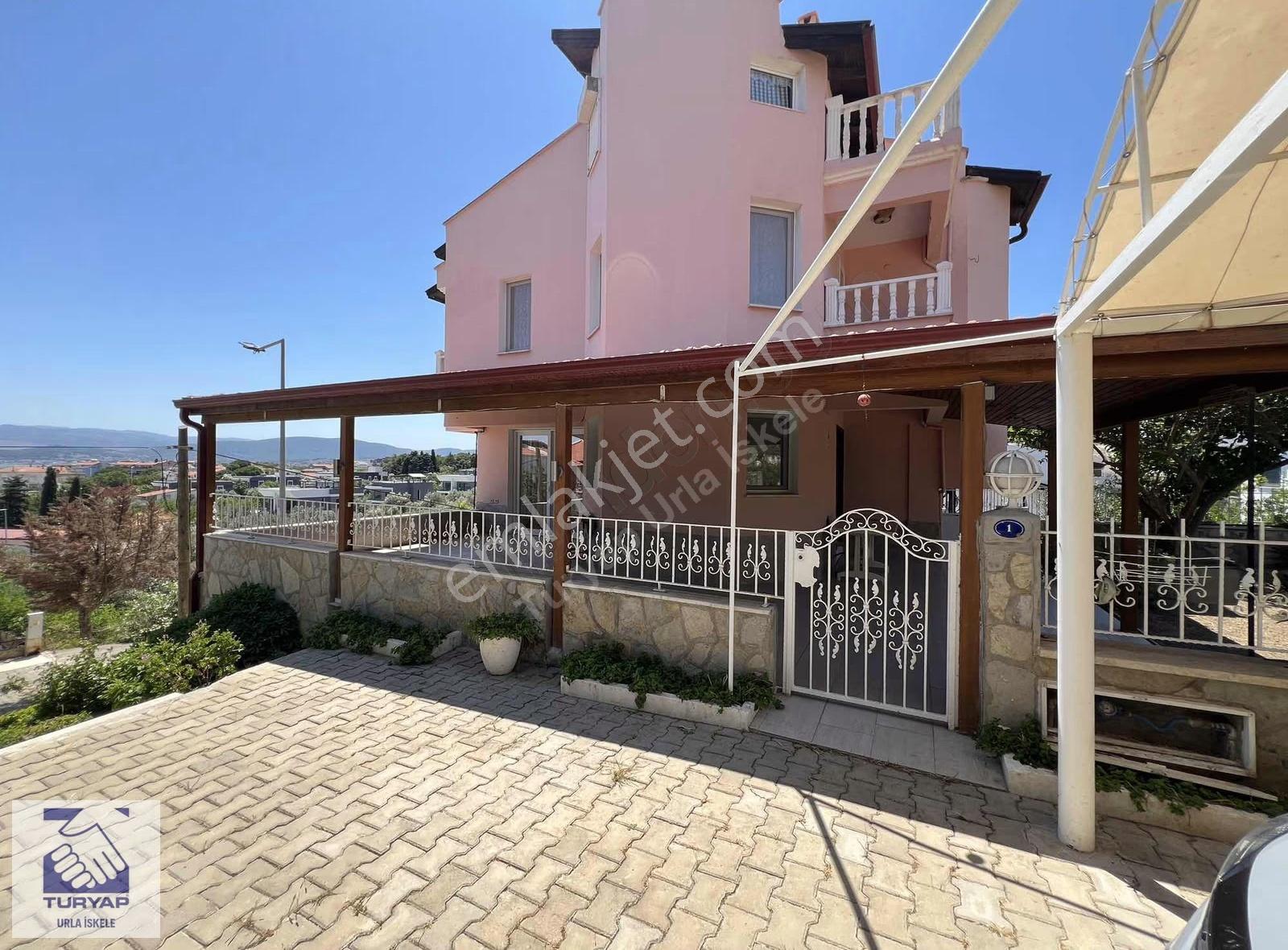 Urla İskelede Full Deniz Manzaralı Eşyalı 4+1 Kiralık Villa - Görsel 29