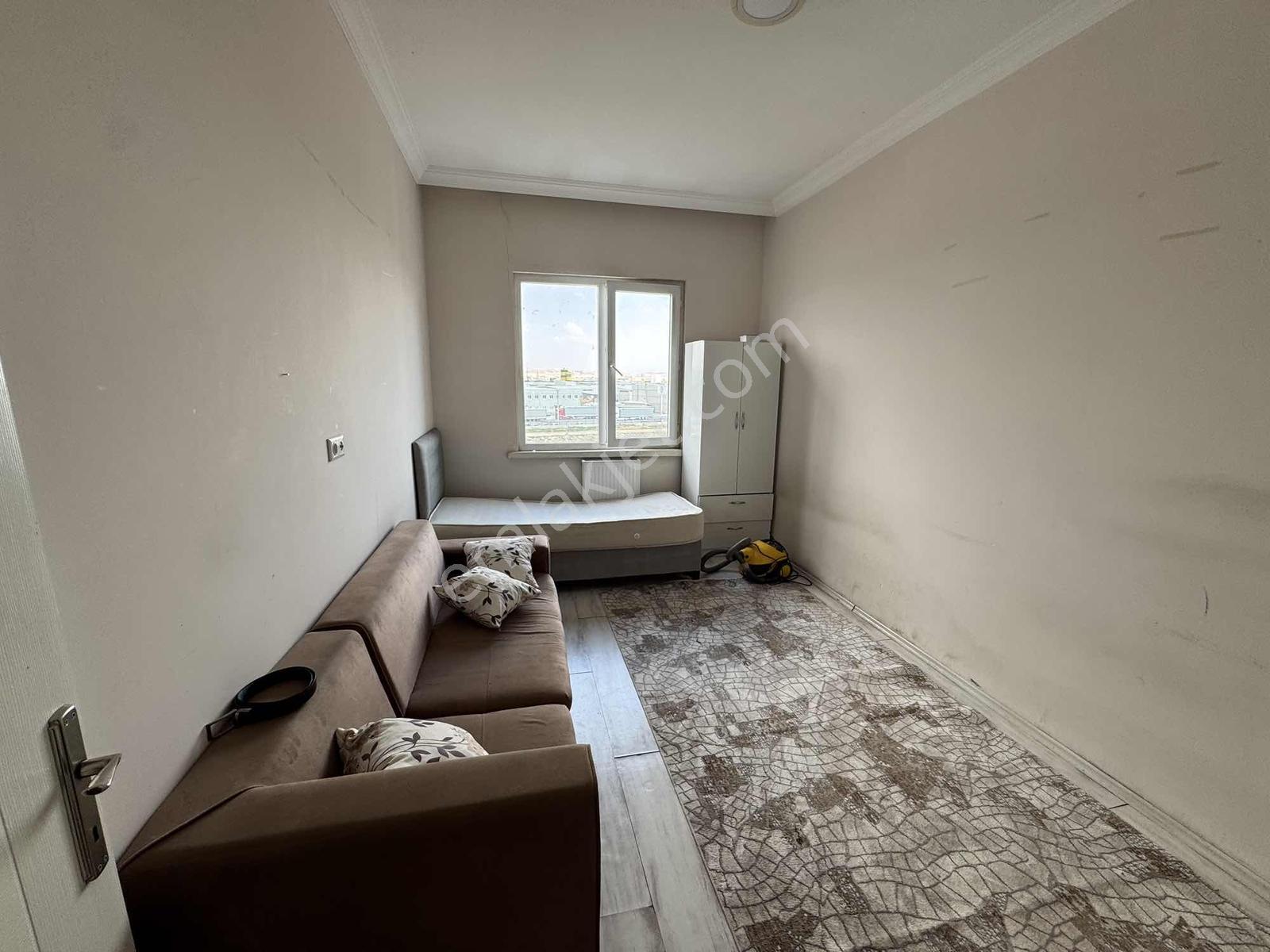 Sağlam Emlaktan Erenlerde Kiralık Eşyalı 3+0 Daire - Görsel 32