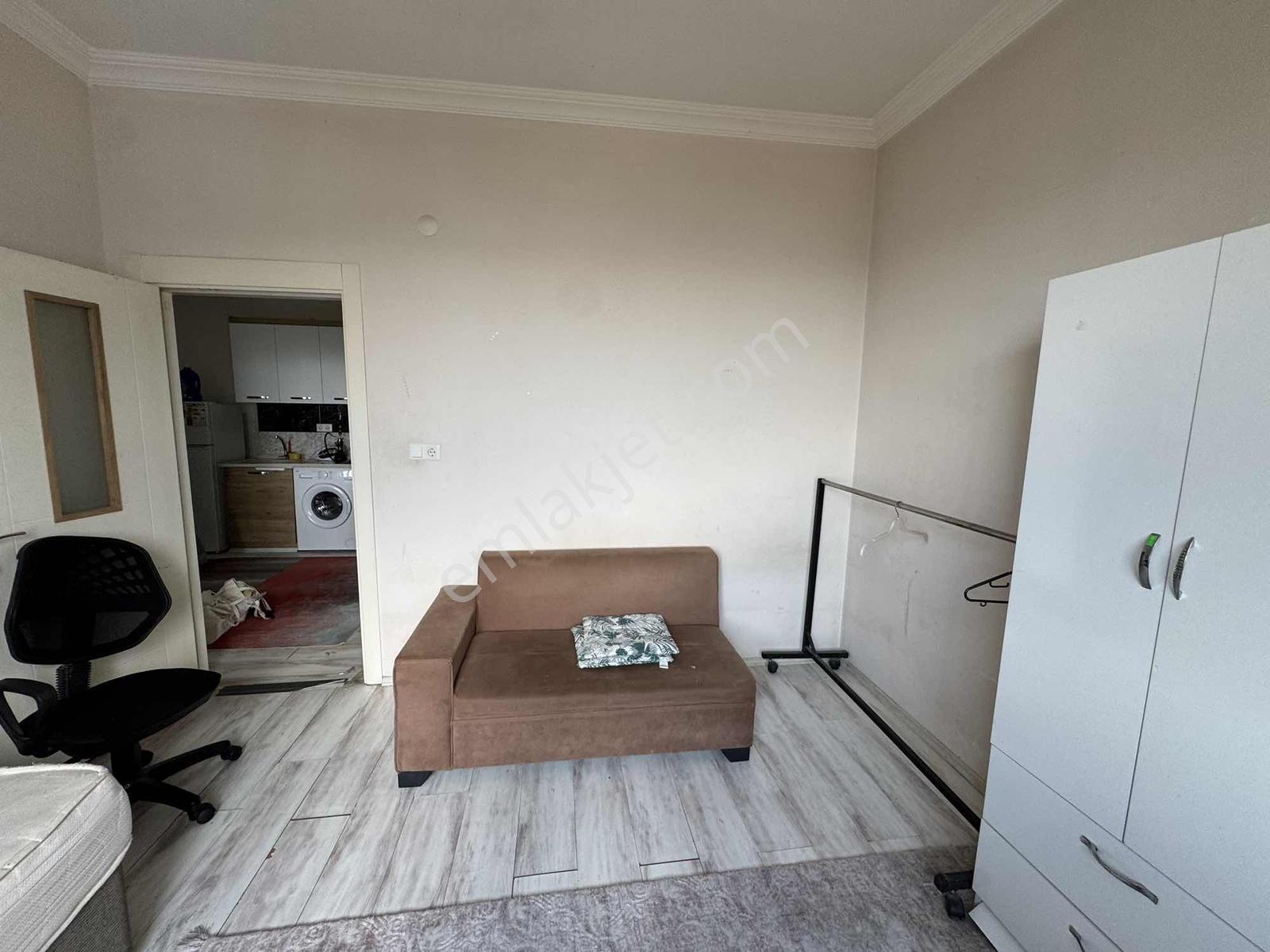 Sağlam Emlaktan Erenlerde Kiralık Eşyalı 3+0 Daire - Görsel 14