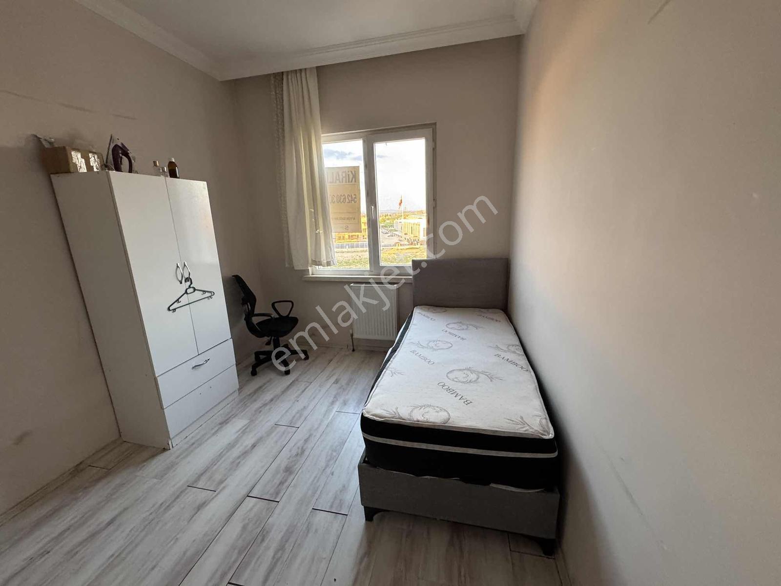 Sağlam Emlaktan Erenlerde Kiralık Eşyalı 3+0 Daire - Görsel 23