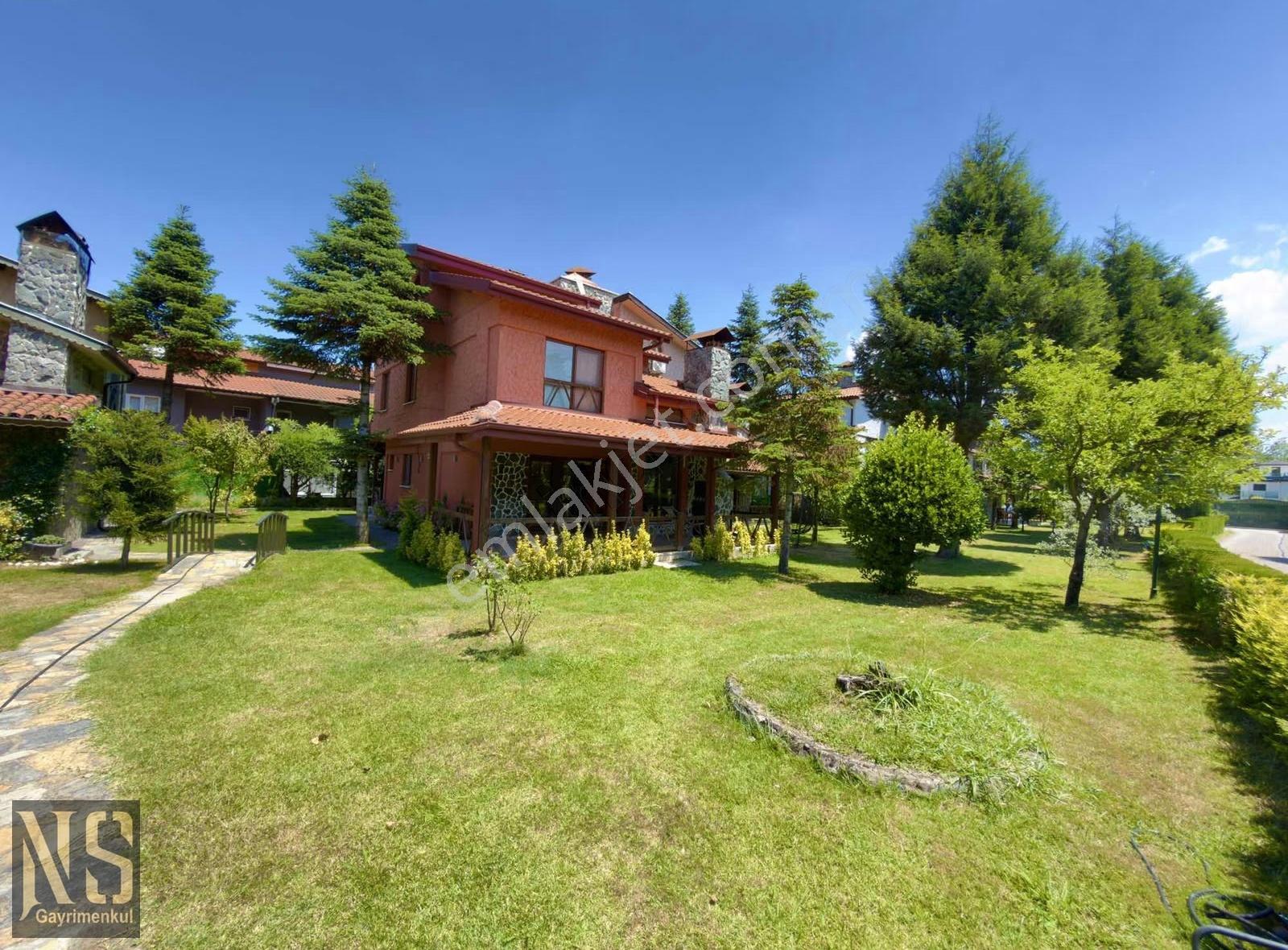 Kırkpınar Bağdat Cd. Çok Bakımlı Site İçi Satıılık 4+1 Villa - Görsel 6