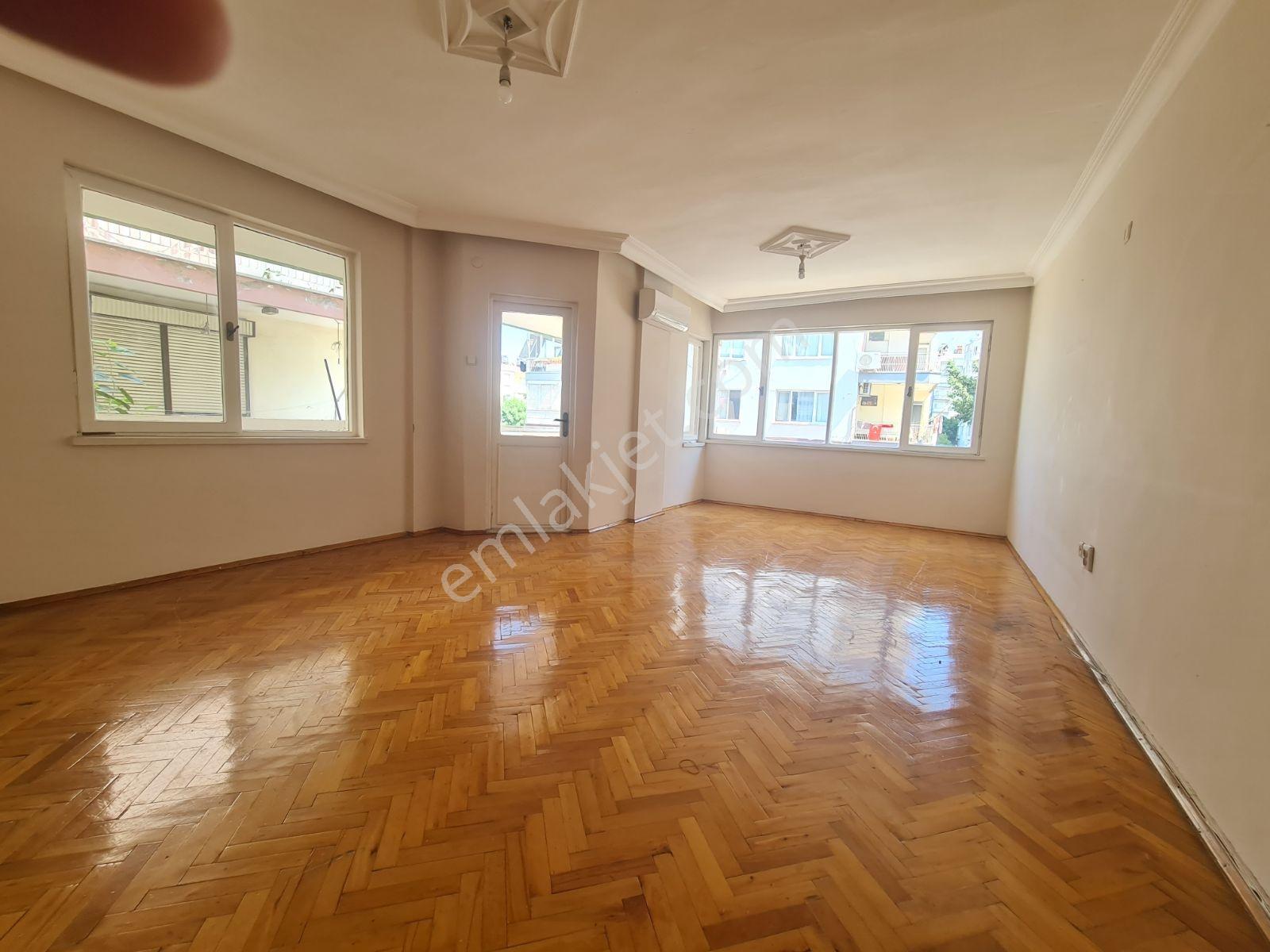 Dokuma/özdilek Avm'ye 200 Mt 1.kat 3+1 150 M² Daire - Görsel 3