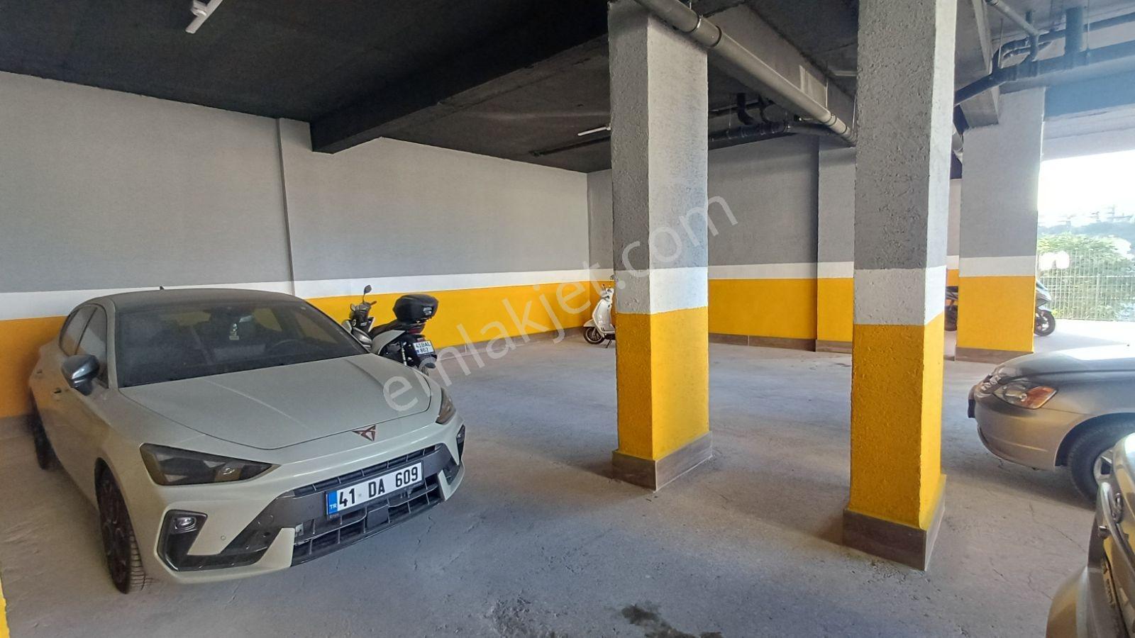 Bağçeşme Orhan Mh. Havuz Ve Doğa Cepheli 2+1 Sıfır Lüks Arakat - Görsel 10