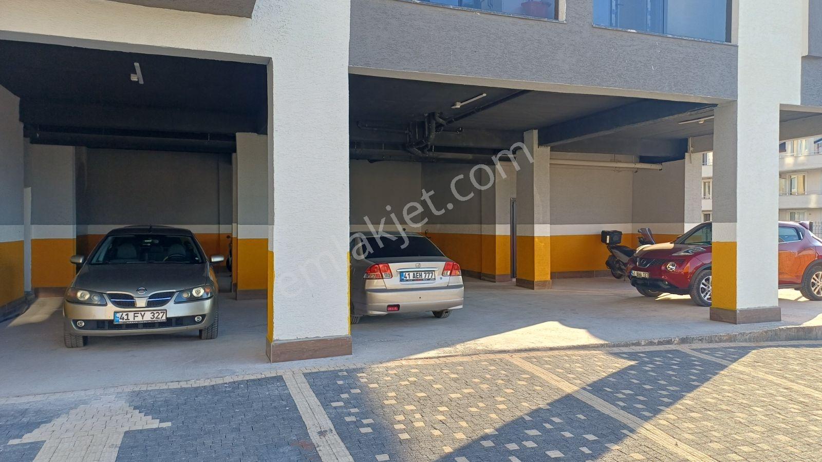 Bağçeşme Orhan Mh. Havuz Ve Doğa Cepheli 2+1 Sıfır Lüks Arakat - Görsel 20