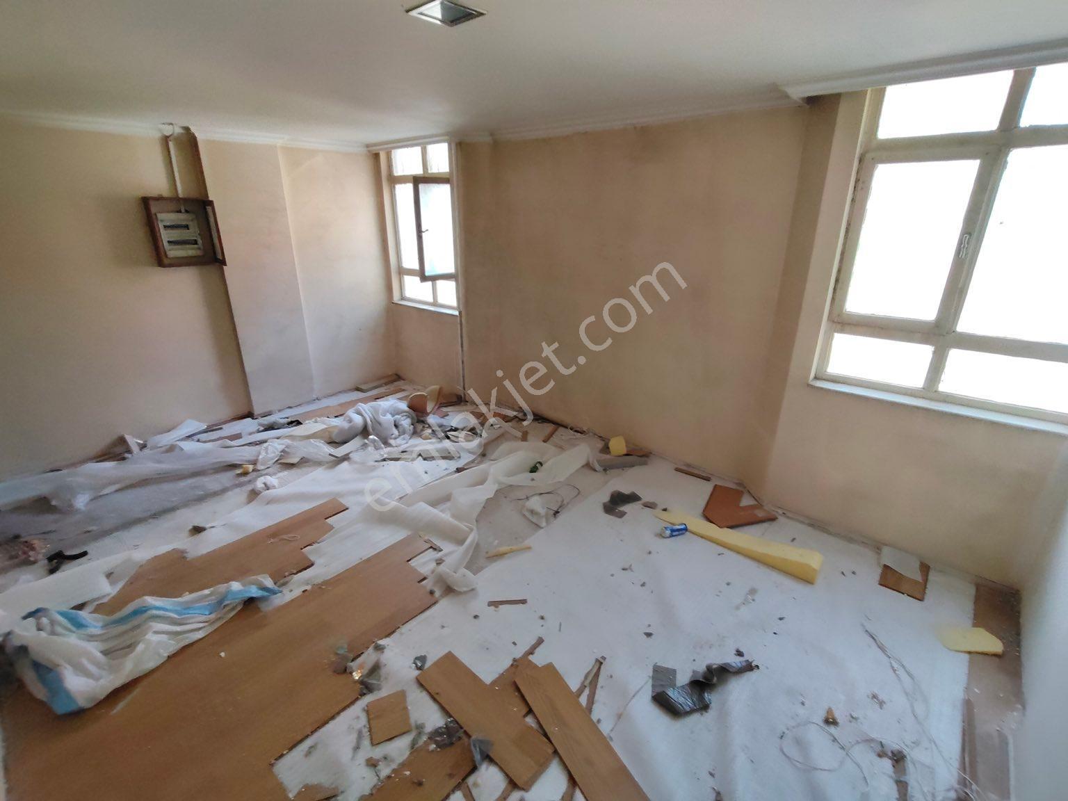 Tekin Emlaktan Köyceğiz Sokakta Düz Zemin 270 M2 Tuvalet Mutfak Var Ofisli Kiralık Dükkan !!! - Görsel 22