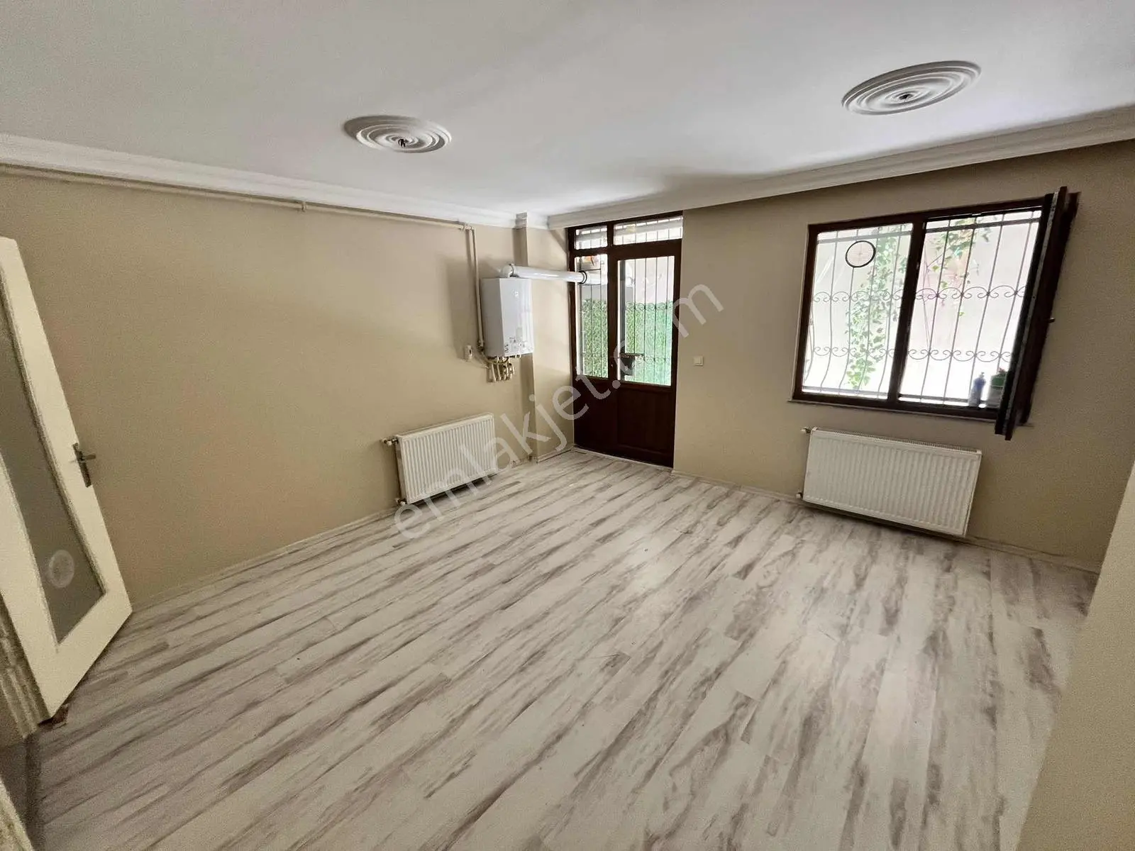 Maltepe Zümrütevlerde Bahçe Kullanımlı 3+1 Kiralık Ters Dubleks - Görsel 4