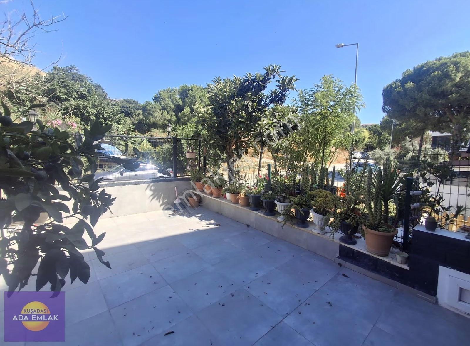 Kuşadası Kadınlar Denizinde Trıplex 3+1 Satılık Villa - Görsel 5