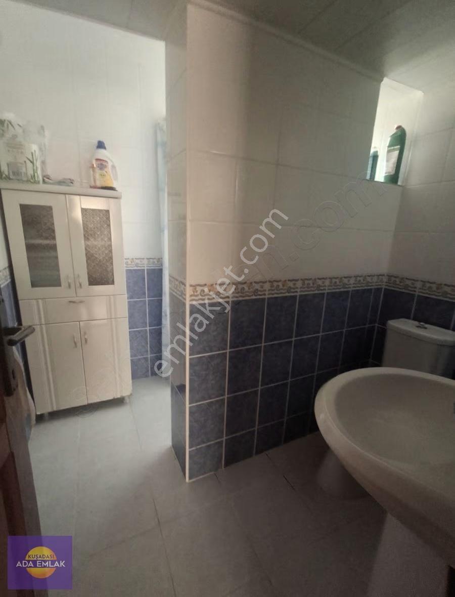 Kuşadası Kadınlar Denizinde Trıplex 3+1 Satılık Villa - Görsel 16