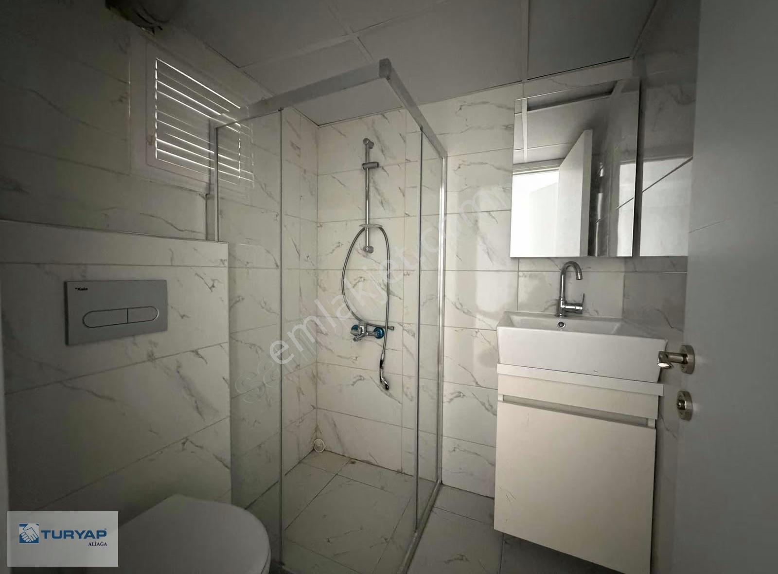 Menemen Asarlıkta Ebeveyn Banyolu Asansörlü Kiralık 2+1 Daire - Görsel 23