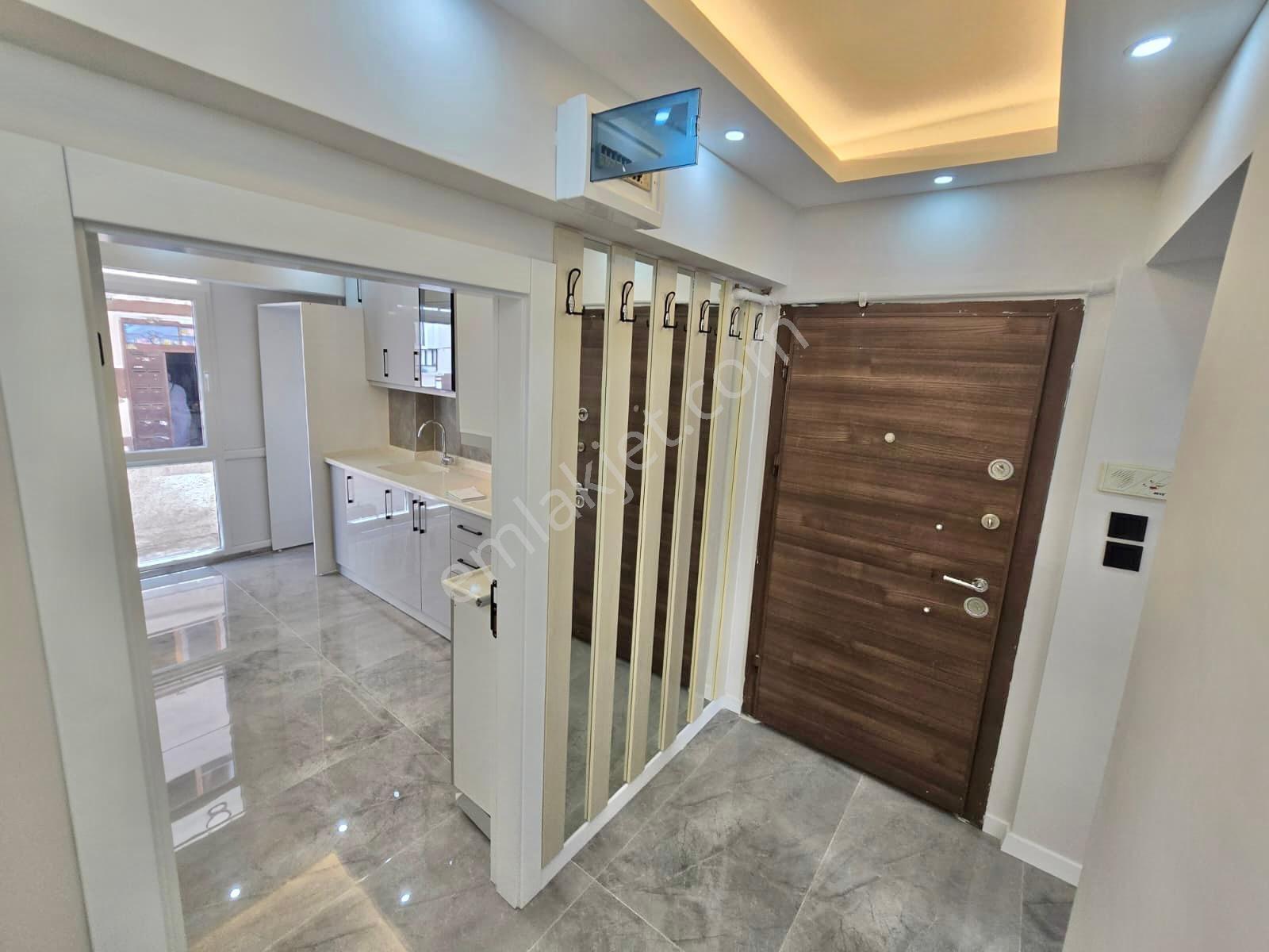 Sincan Maraşal Çakmak Mah. 3+1 Lüks Yapılı Yüksek Giriş Daire - Görsel 23