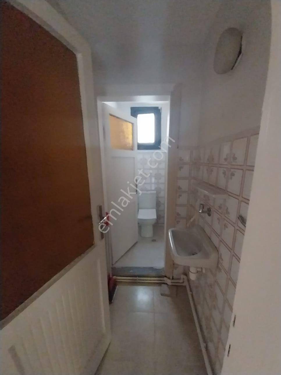 Güzelbahçe Maltepe'de Yeşillikler İçinde Kiralık 3+1 Bahçe Katı - Görsel 20