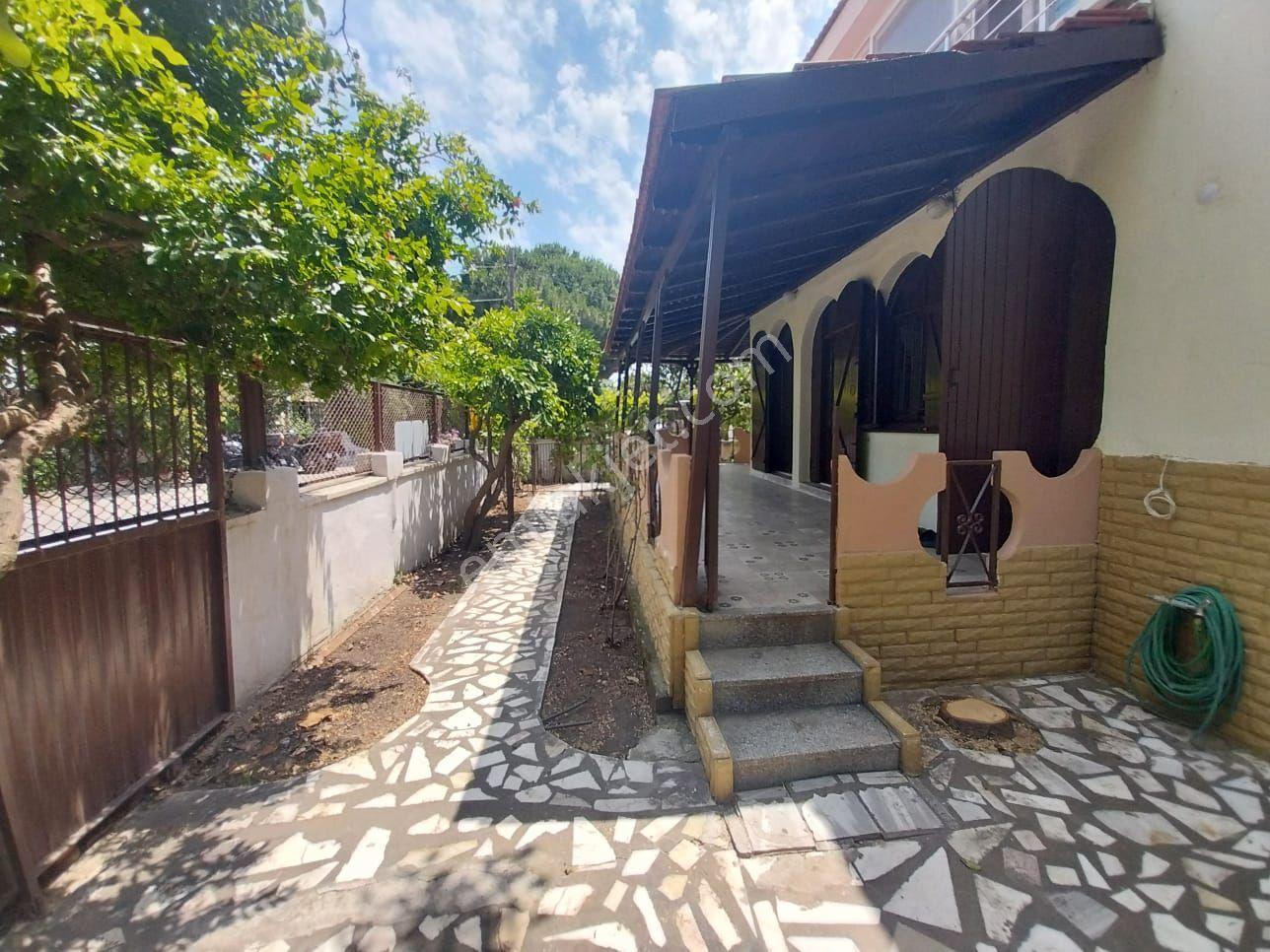 Güzelbahçe Maltepe'de Yeşillikler İçinde Kiralık 3+1 Bahçe Katı - Görsel 34