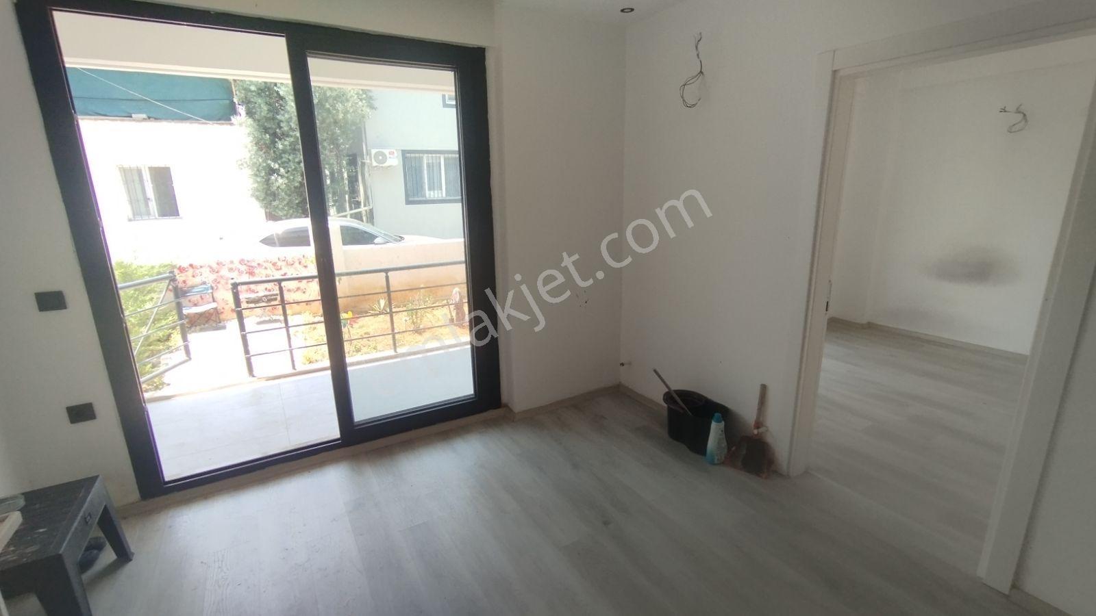 İlkon'dan Foça'da Yeni Binada Uzun Dönem Kiralık 1+1 Daire - Görsel 4