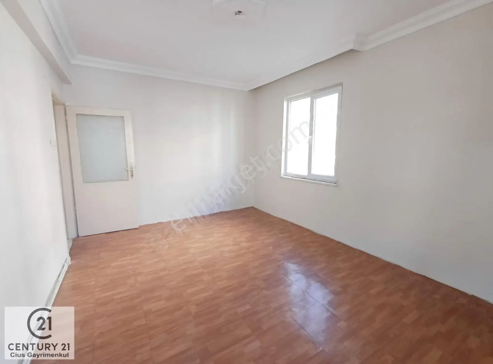 C21 Cius; Cumhuriyet'te 3+1 Arakat Asansörlü Kiralık Daire - Görsel 4