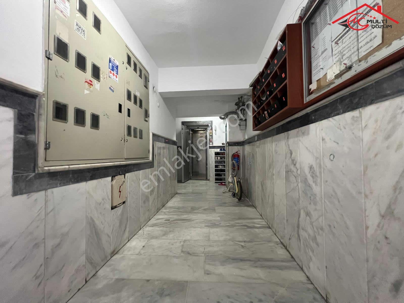 Yenibosna Zafer Mahallesinde Butik Site İçinde Satılık 4+2 Dubleks Daire Kapalı Otoparklı - Görsel 31