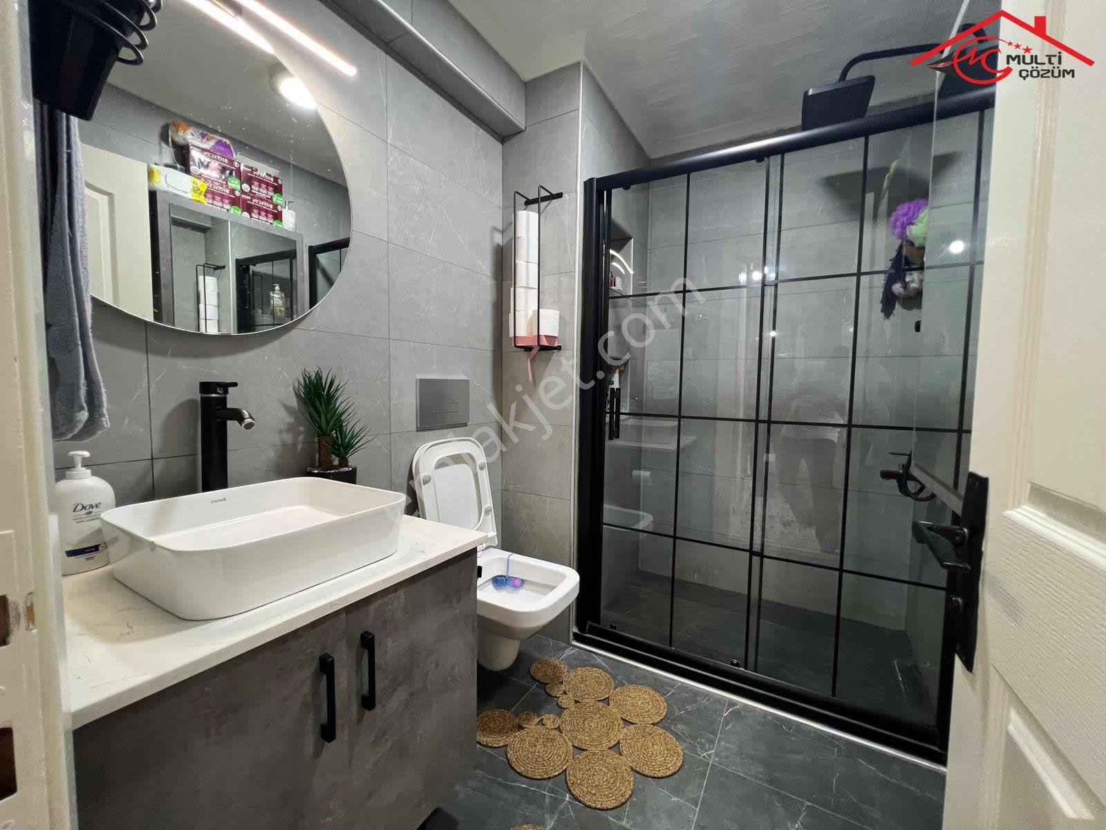 Yenibosna Zafer Mahallesinde Butik Site İçinde Satılık 4+2 Dubleks Daire Kapalı Otoparklı - Görsel 13