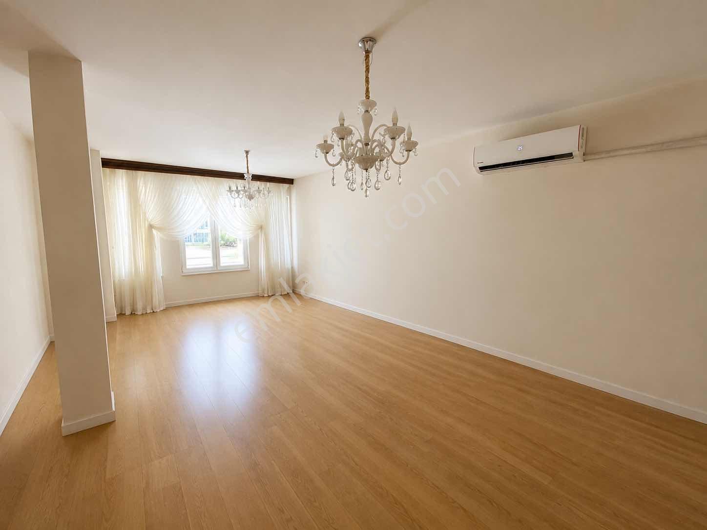 Sinpaş Gyo Bursa Modern'de 3,5+1 Satılık Manzaralı Yalı Dairesi - Görsel 13