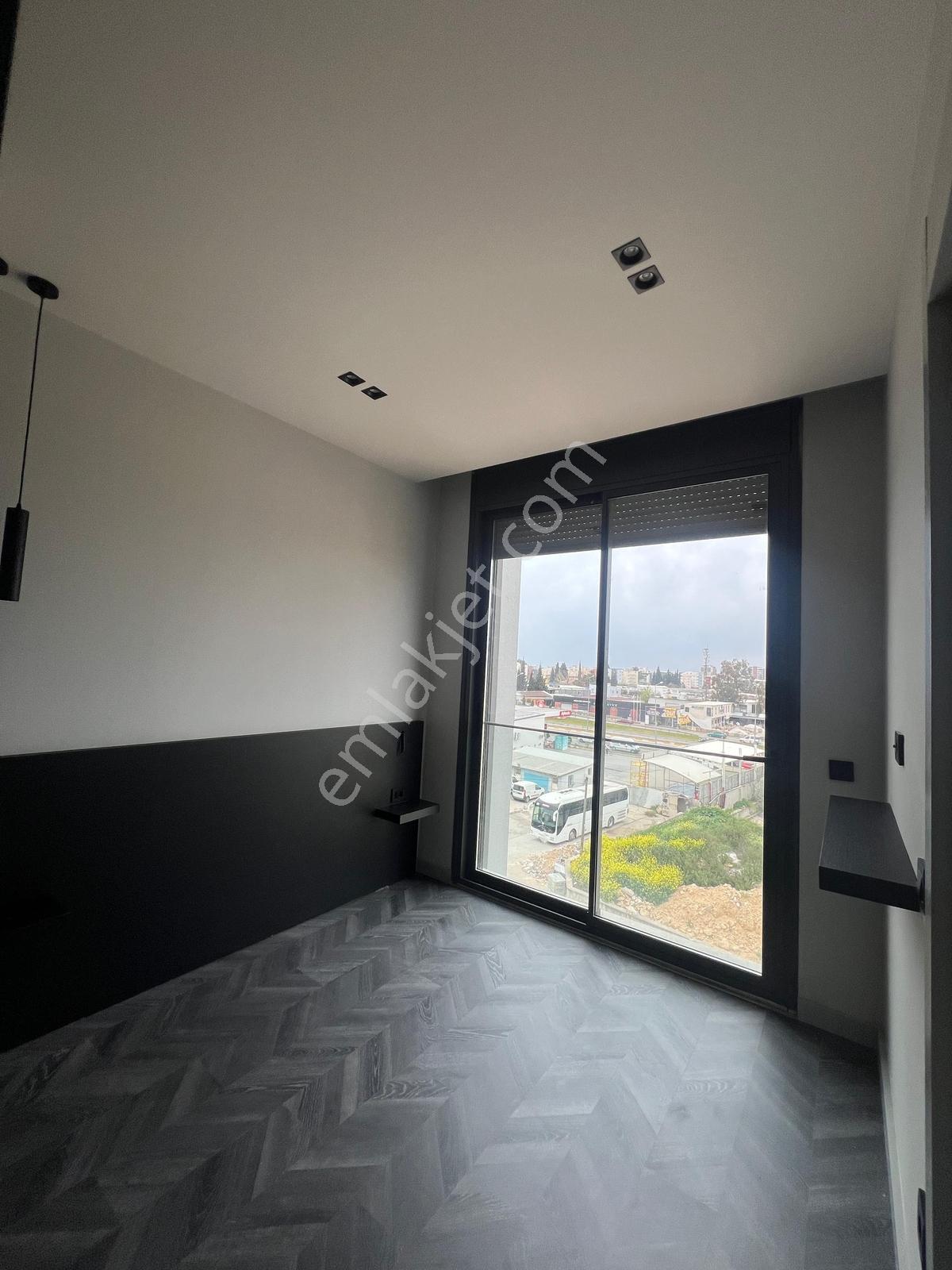Havalimanına Yakın 1+1 Konsept Site İçerisinde Satılık Daire - Görsel 12