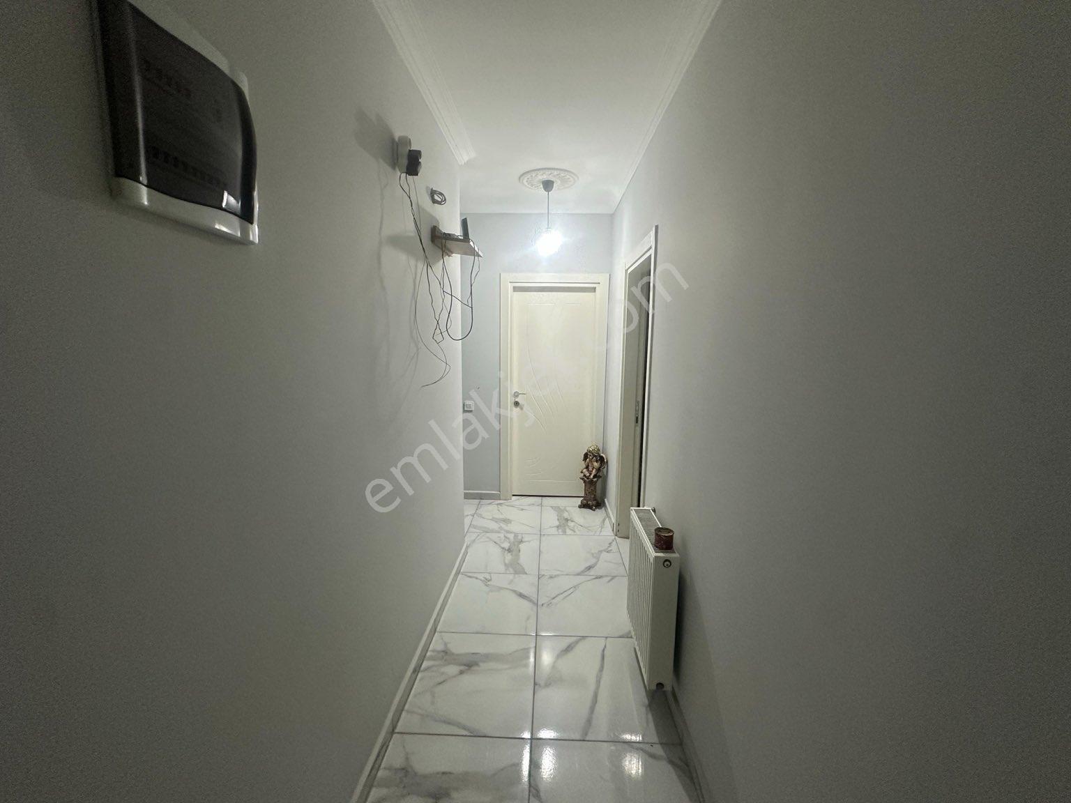 İzlife 2 Sitesinde Havuzlu, Kapalı Otoparklı 3+1 Satılık Daire - Görsel 13