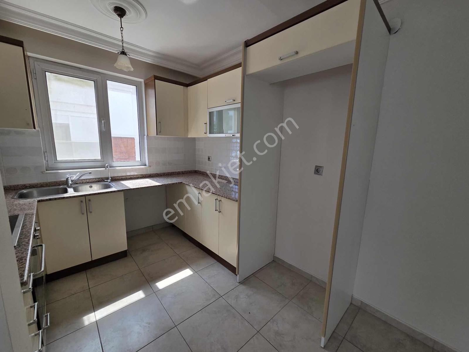 Konyaaltı Liman'da 2+1 Kiralık Boş Daire - Görsel 12