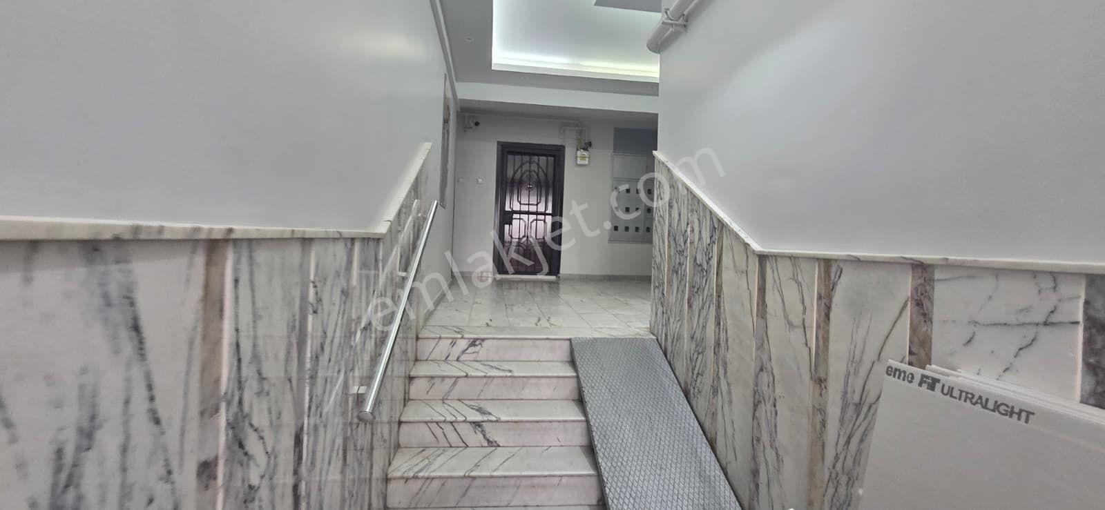 Erzene'nin Kalbinde, Devlet Daireleri Ve Okullara Yakın Kiralık 3+1 - Görsel 18