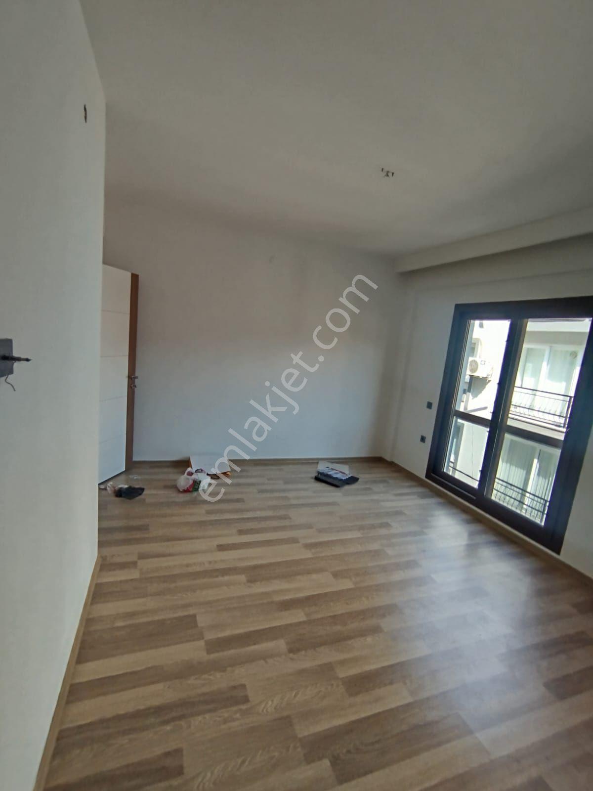 Gazi Mahallesinde Bakımlı Masrafsız 3+1 Kiralık Daire - Görsel 13