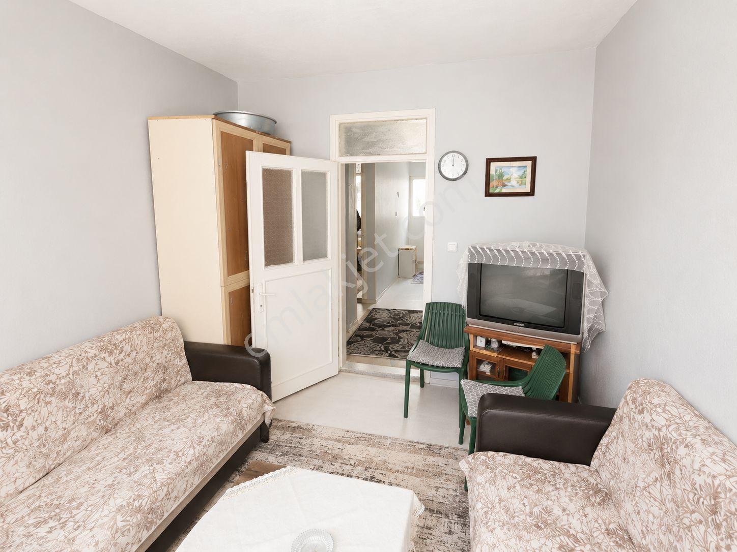 Gültepe'de Deniz Manzaralı, 5 Katlı, Teraslı Komple Satılık Bina - Görsel 8