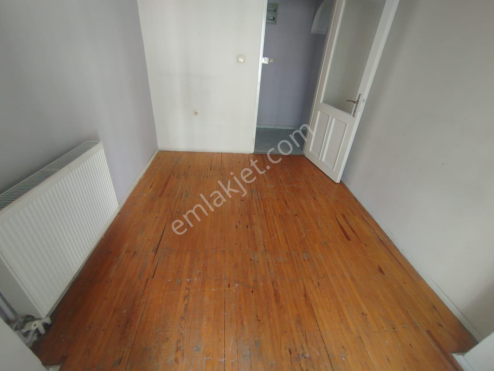 Gazi Mahallesinde 3+1 Kiralık Daire - Görsel 34