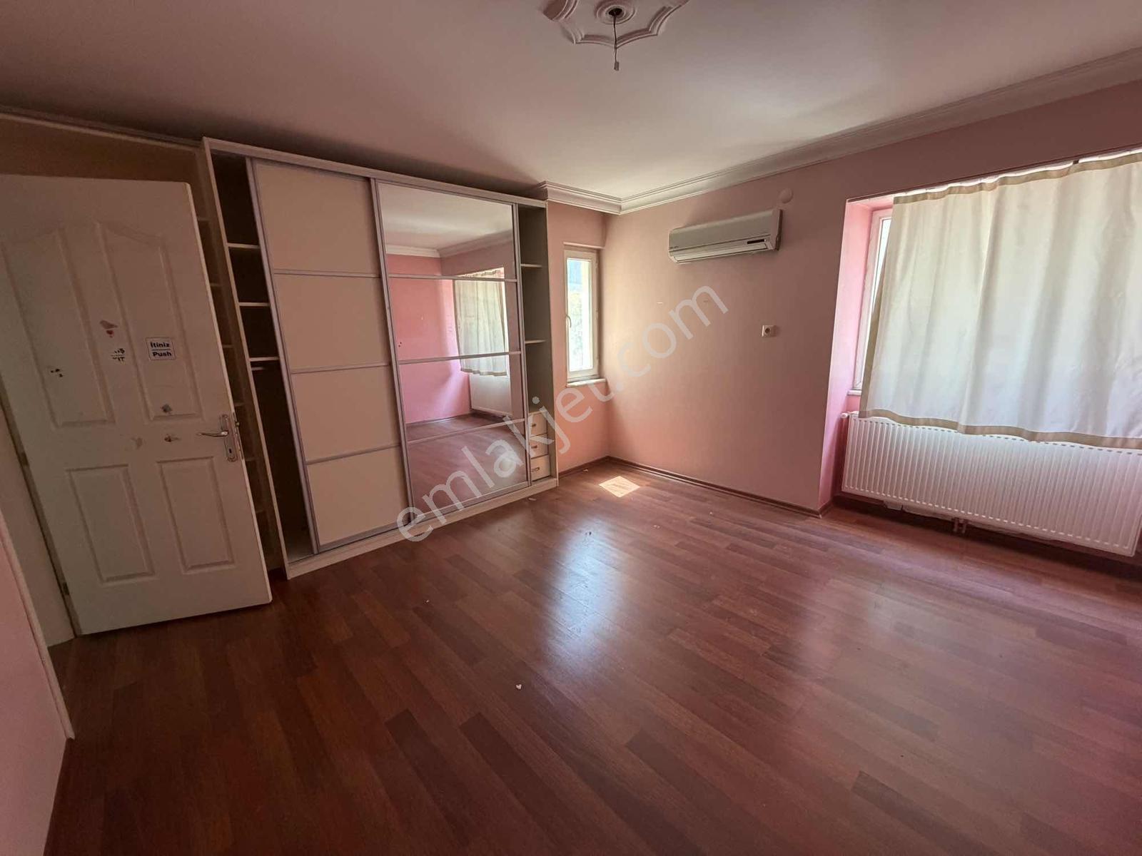 Özgün Gm'den Güzelyurt'ta Geniş Bahçeli Kiralık 5+1 Villa - Görsel 16
