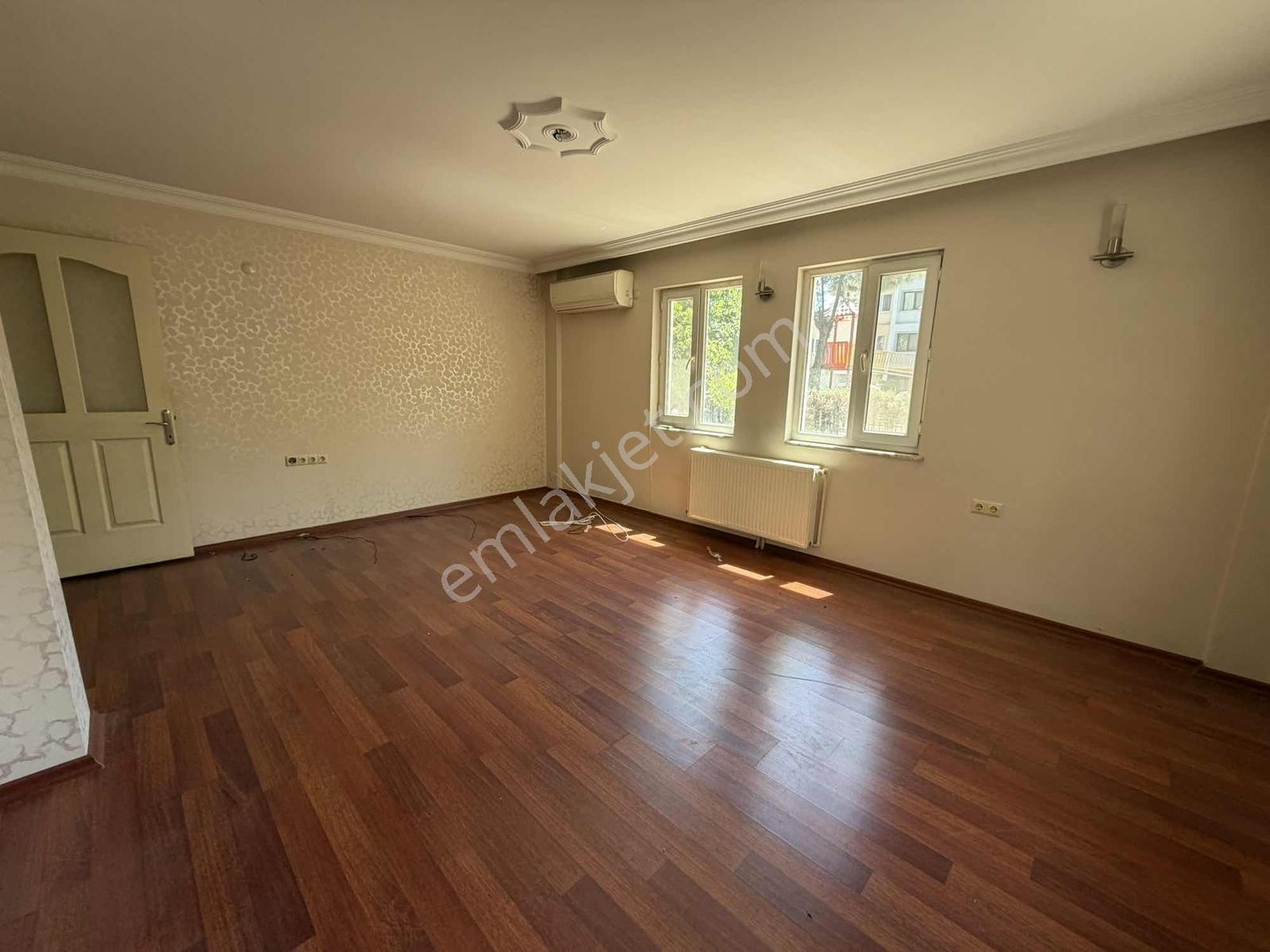 Özgün Gm'den Güzelyurt'ta Geniş Bahçeli Kiralık 5+1 Villa - Görsel 5
