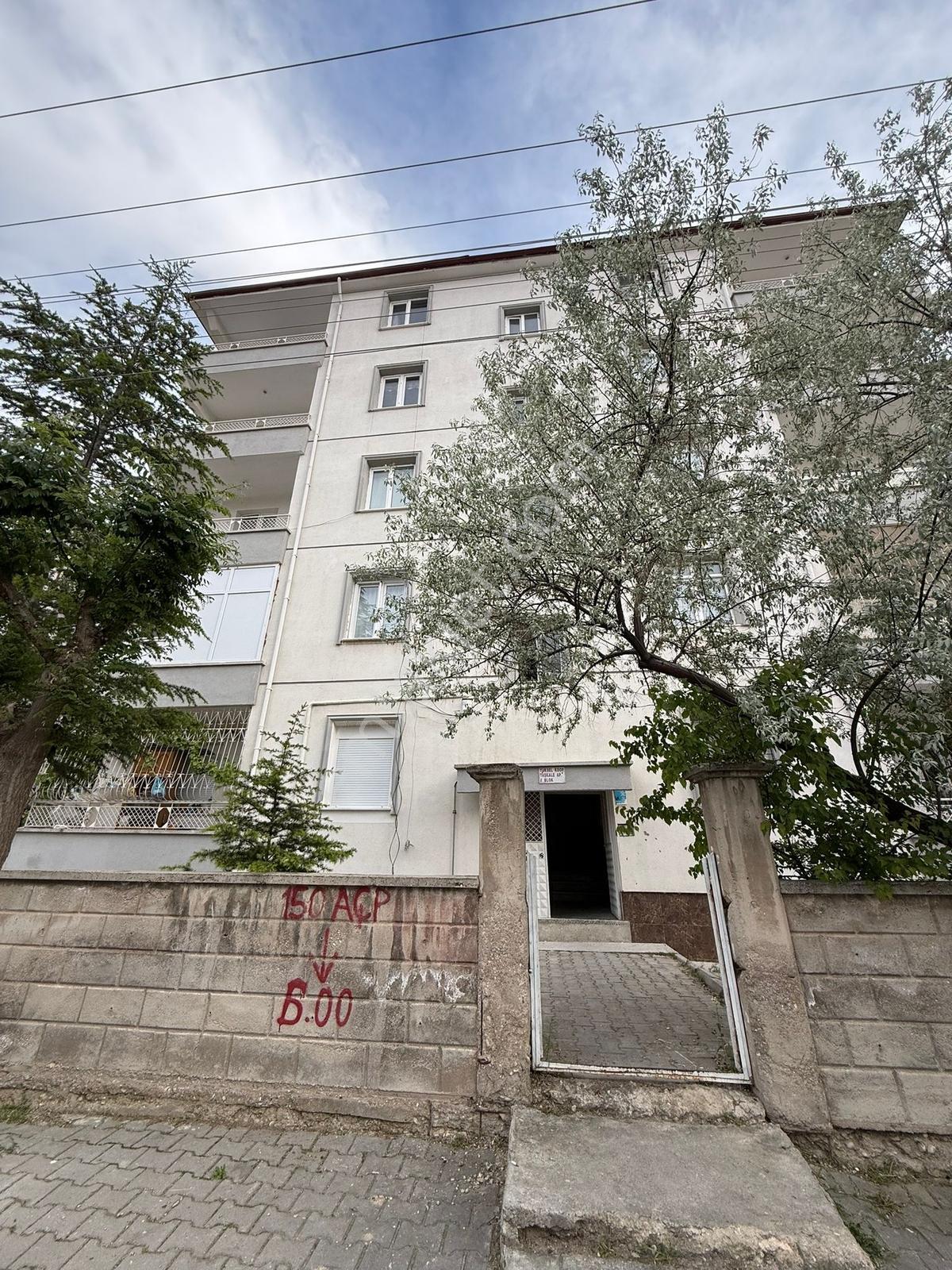Gevher Hatun Mah. Net 150 M² Ara Kat Satılık Geniş 3+1 Daire - Görsel 16