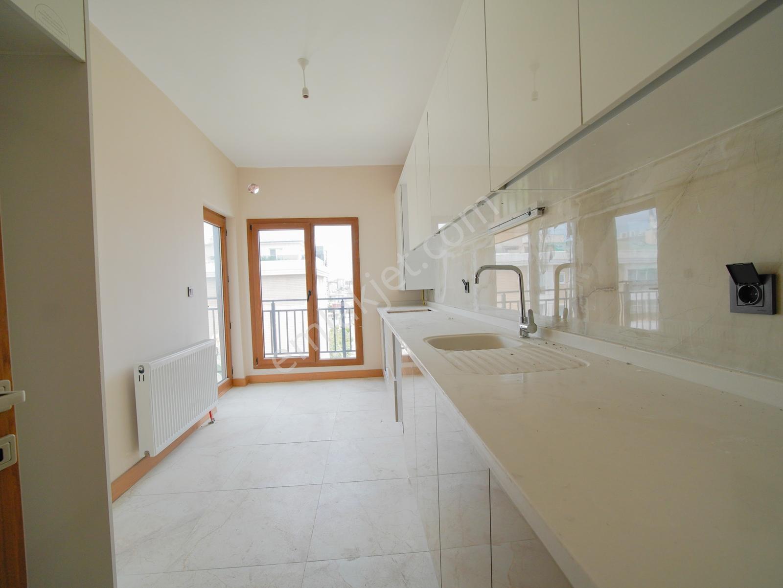 Kağıthane Merkez Kiralık 2+1 Toki Hizmet Sitesinde Havuz Manzara - Görsel 7