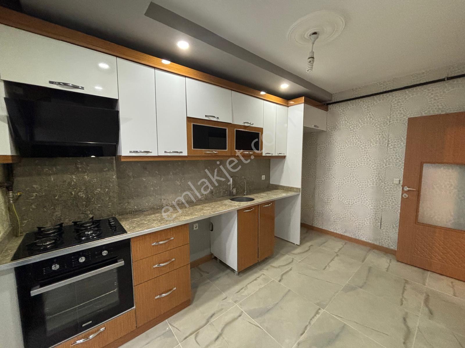 **eryıldız Gayrimenkul'den**acill 100m2 Ful+ful Ultra Lüks 2+1** - Görsel 6