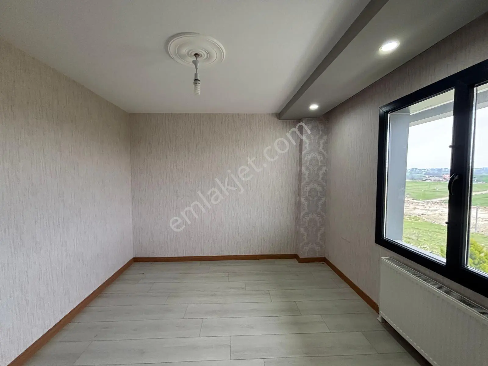 **eryıldız Gayrimenkul'den**acill 100m2 Ful+ful Ultra Lüks 2+1** - Görsel 17
