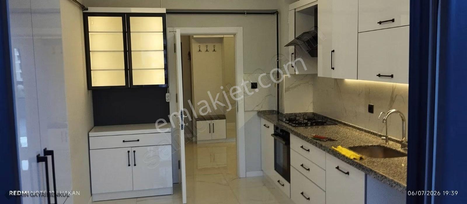 Şirin Gayrimenkul Den Bozkır Merkezde Kiralık Daire - Görsel 12