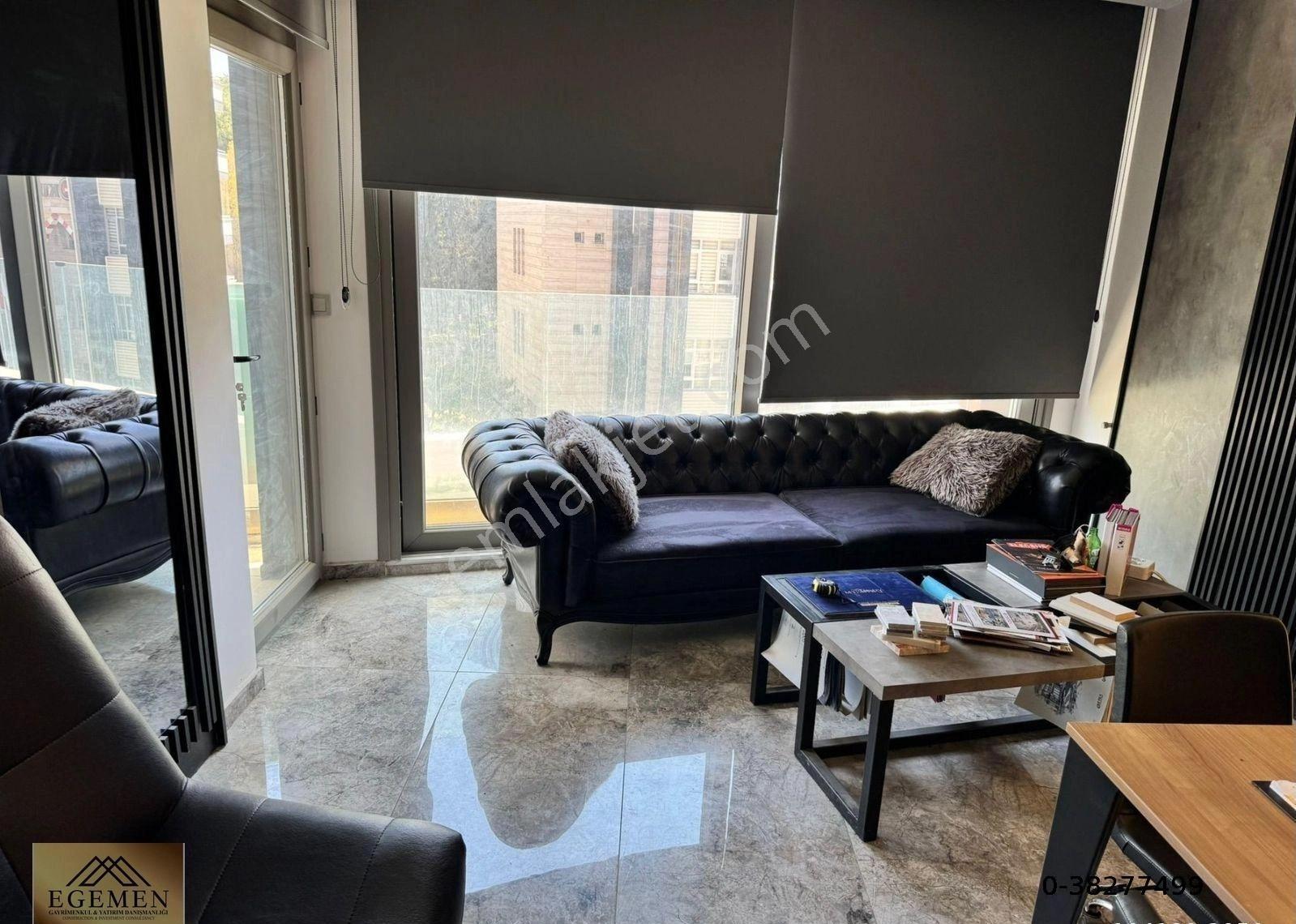 Kuşadasında 2+1 Kiralık Ofis Adliye Karşısında - Görsel 3
