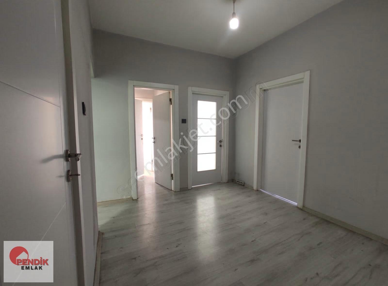 Pendik 19 Mayıs Caddesi Üzeri Balkonlu 3+1 Kiralık Geniş Daire - Görsel 12