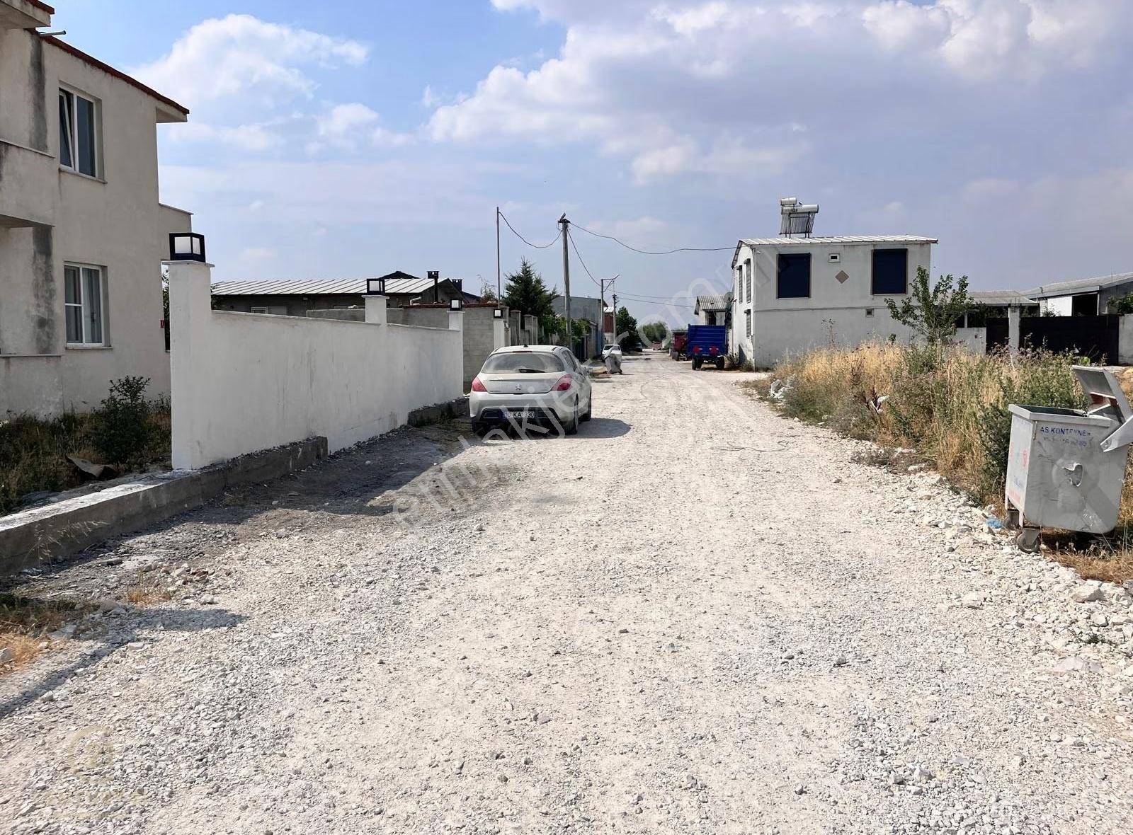 Century 21 Bal'dan Altıeylül Yakupköy'de Satılık İmarlı Arsa - Görsel 5