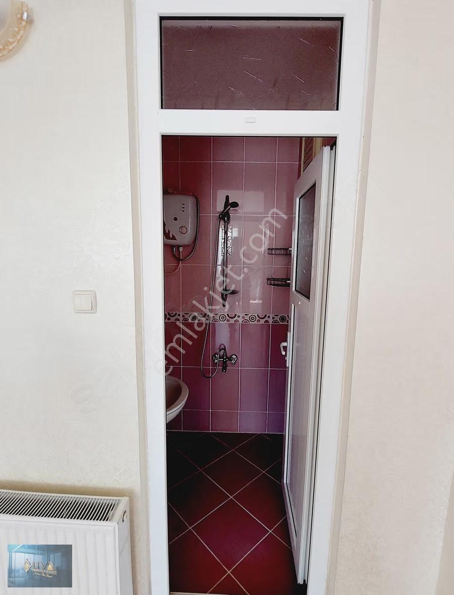 Liva Gayrimenkulden Emniyet Karşısında Ptt Yanında Kiralık Daire - Görsel 11