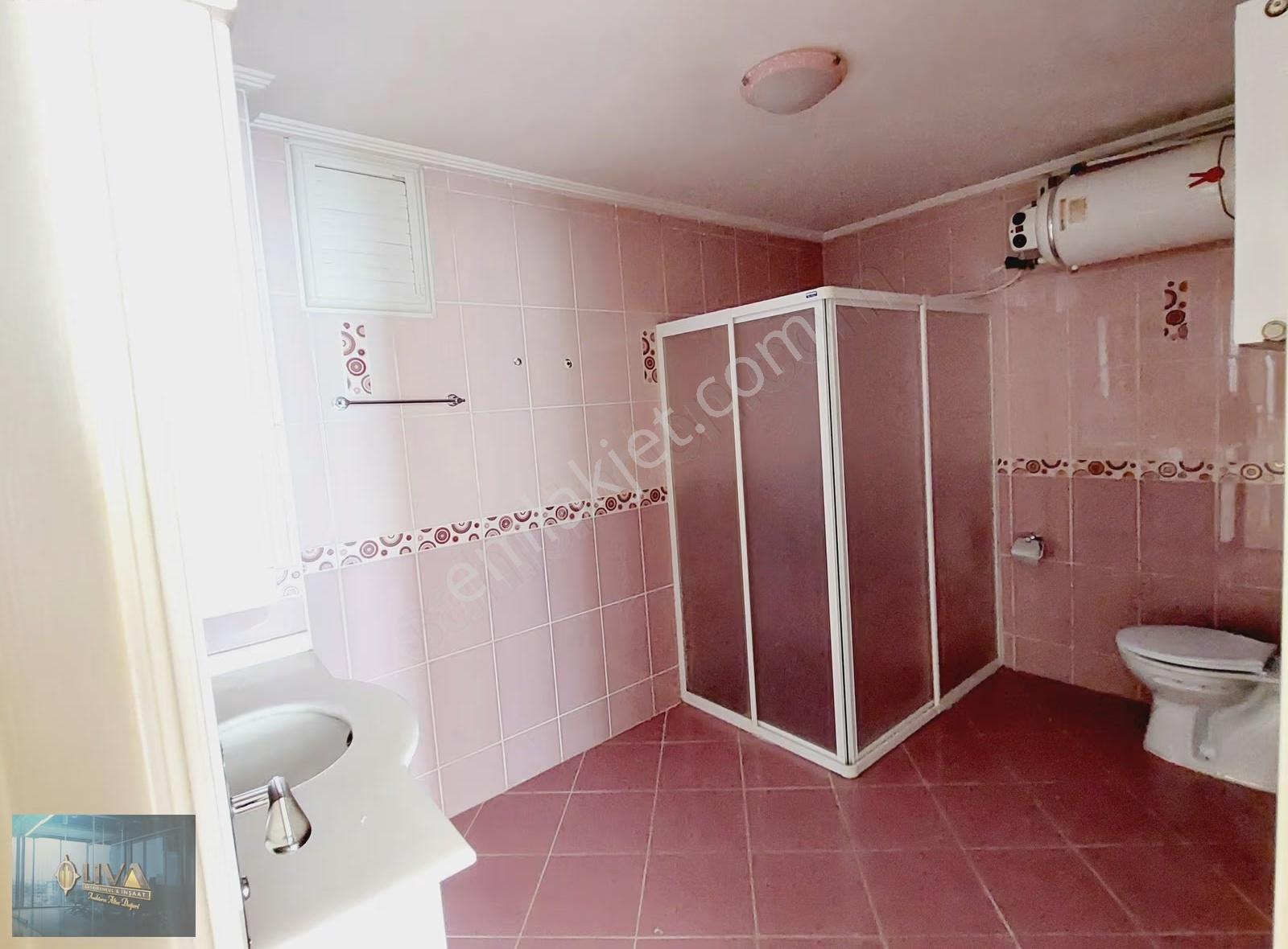 Liva Gayrimenkulden Emniyet Karşısında Ptt Yanında Kiralık Daire - Görsel 13
