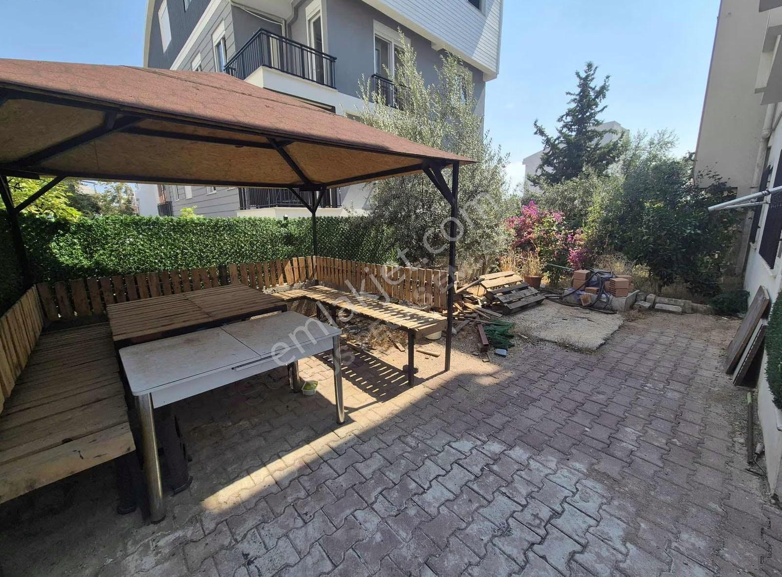 Kepezde Satılık 1+1 Daire Yüksek Giriş, Ayrı Mutfaklı, Eşyalı - Görsel 3