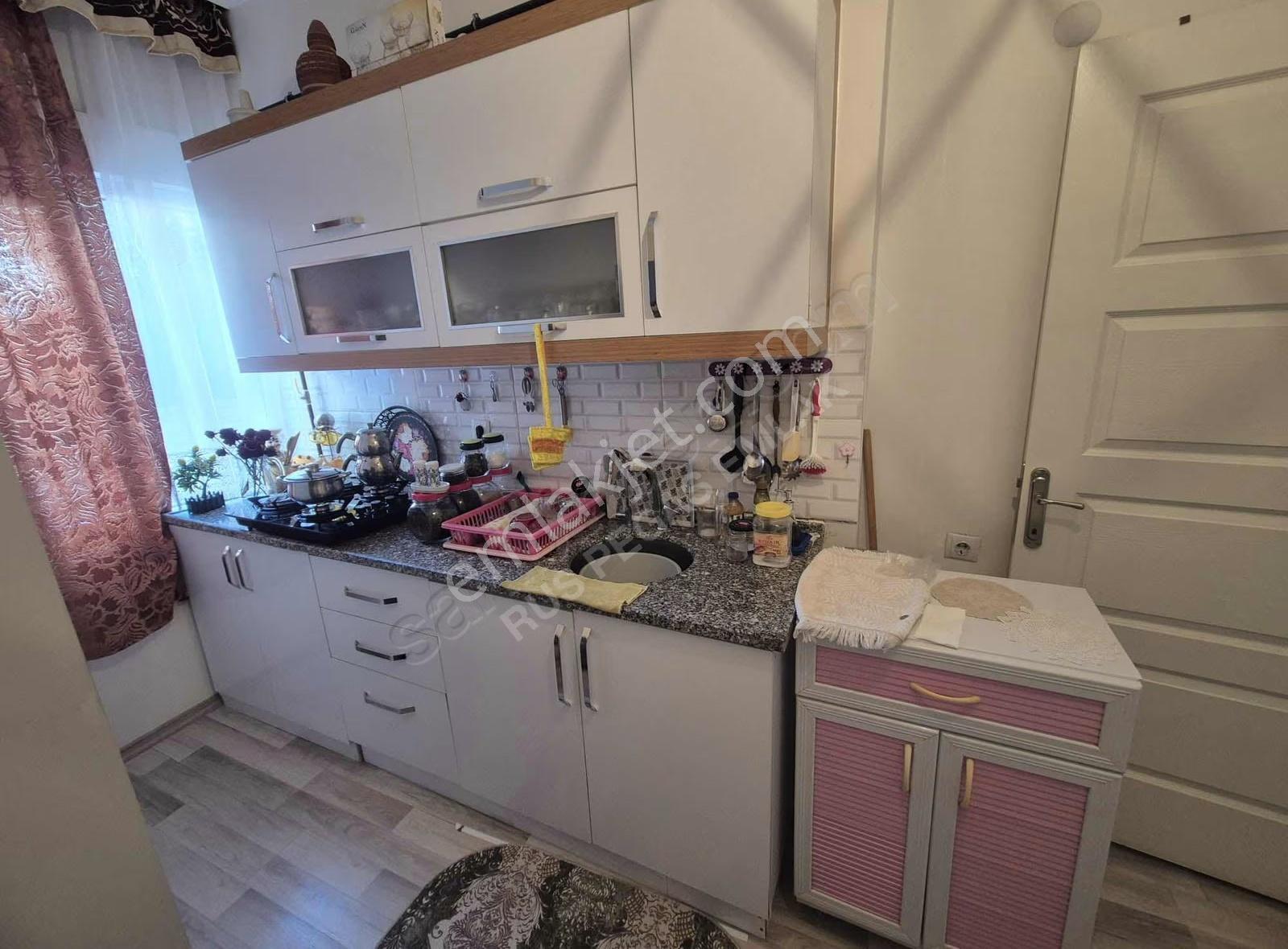 Kepezde Satılık 1+1 Daire Yüksek Giriş, Ayrı Mutfaklı, Eşyalı - Görsel 16