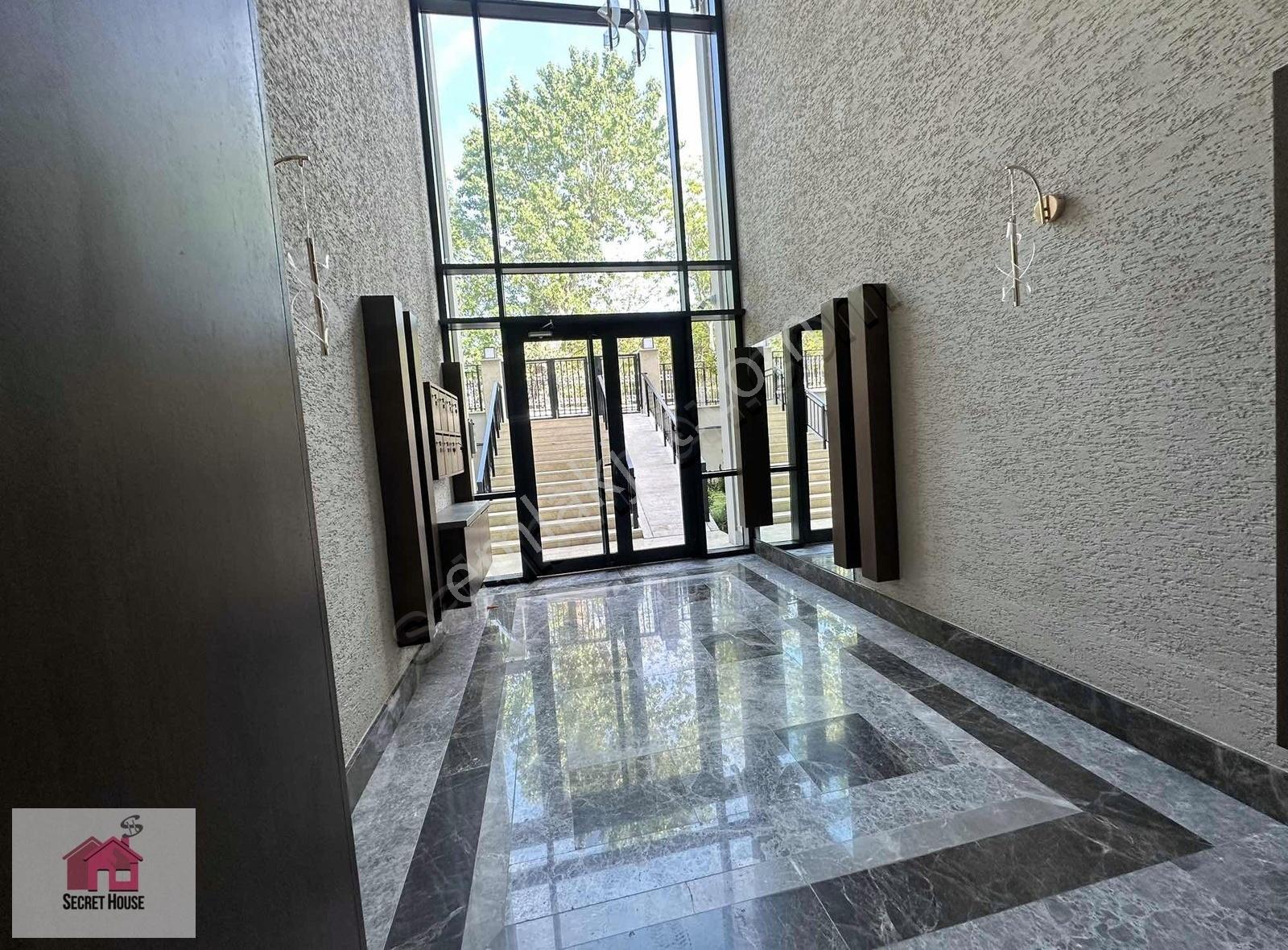 Secret House'dan Ultralüxx İşçilik Sıfır 3+1 Bahçe Katı - Görsel 14