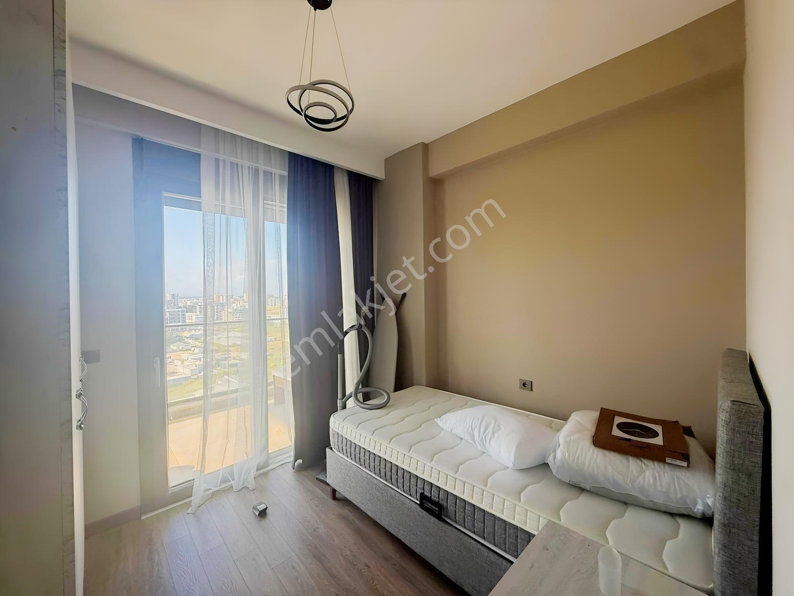 Full Özelikli Sitede Ayrı Mutfalı Full Eşyalı Kiralık Daire - Görsel 17