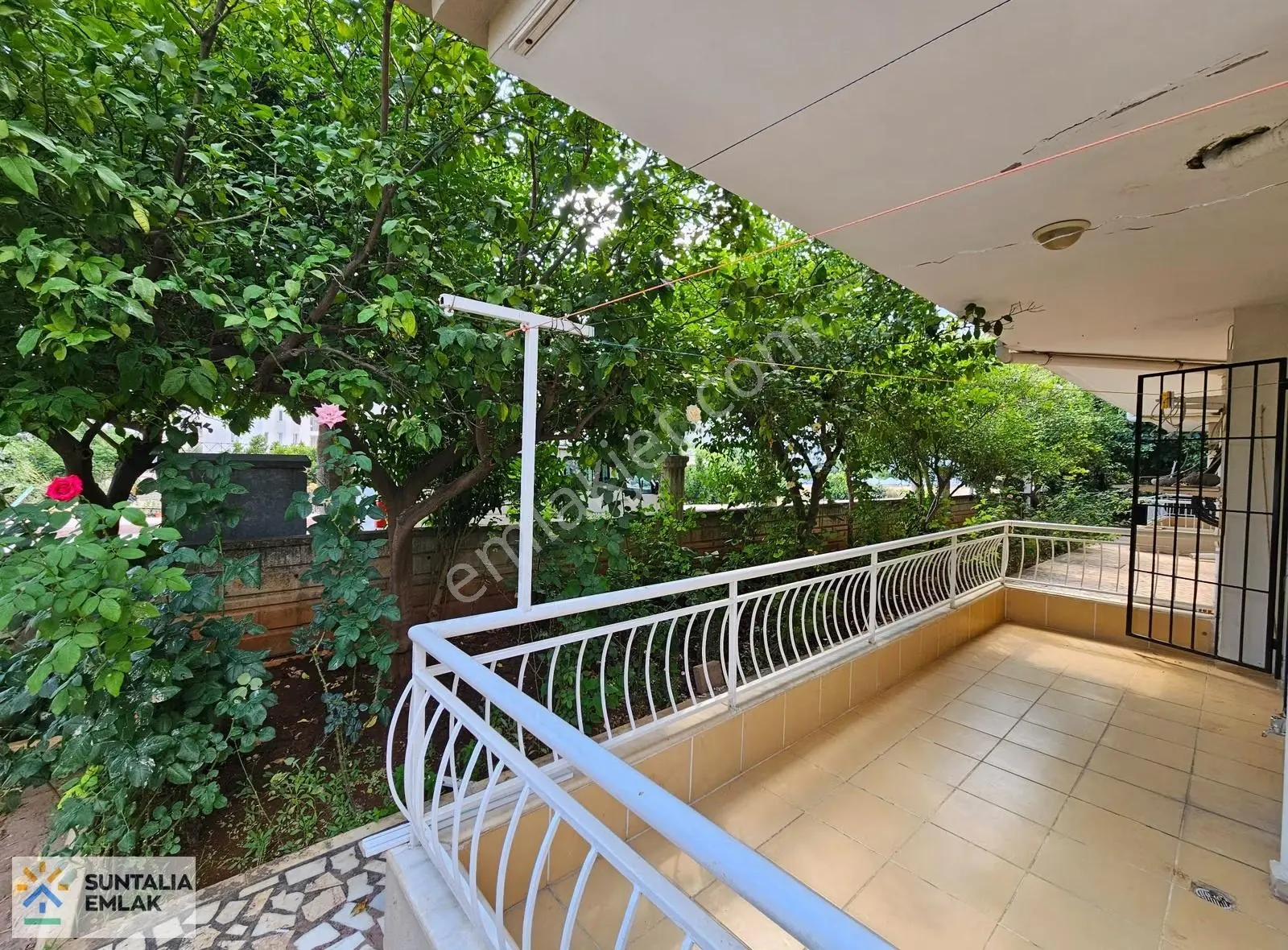 Kiralık 2+1 120 M2 Ayrı Mutfak/kombi/geniş Balkonlu